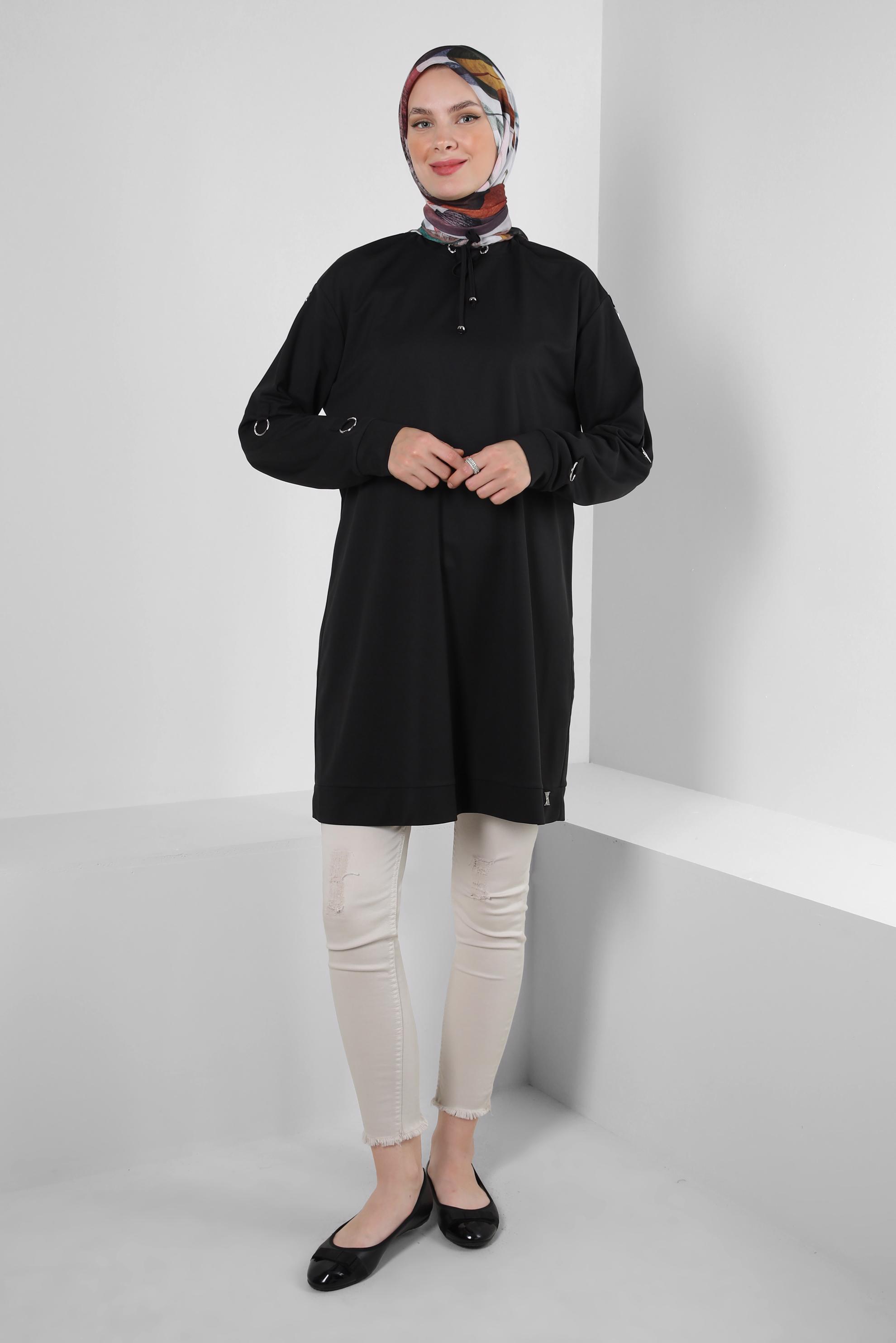 Tesettür giyim SİYAH METAL AKSESUARLI YAKASI BAĞLAMALI EŞOFMAN TUNİK 43851