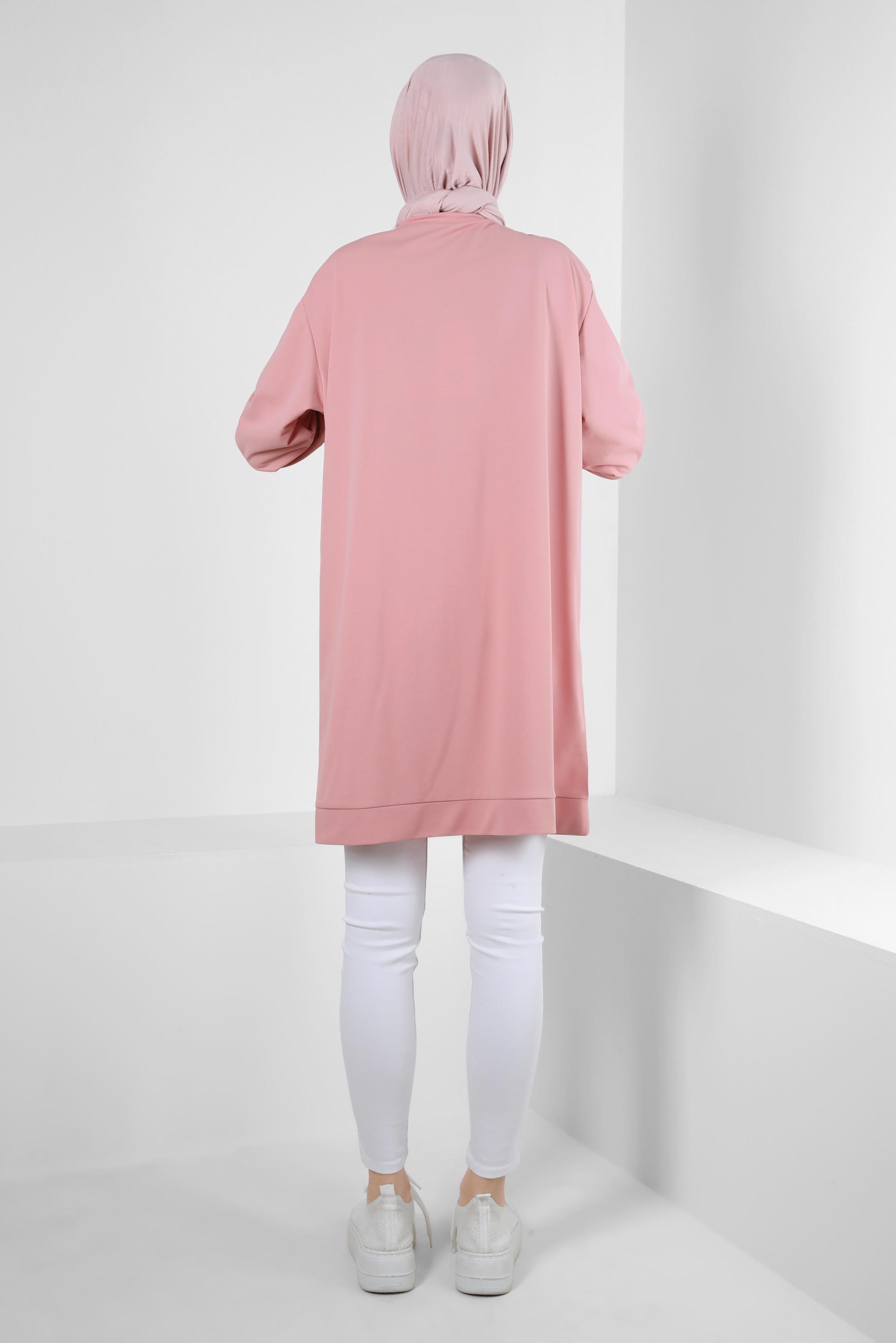 Tesettür giyim PUDRA METAL AKSESUARLI YAKASI BAĞLAMALI EŞOFMAN TUNİK 43851