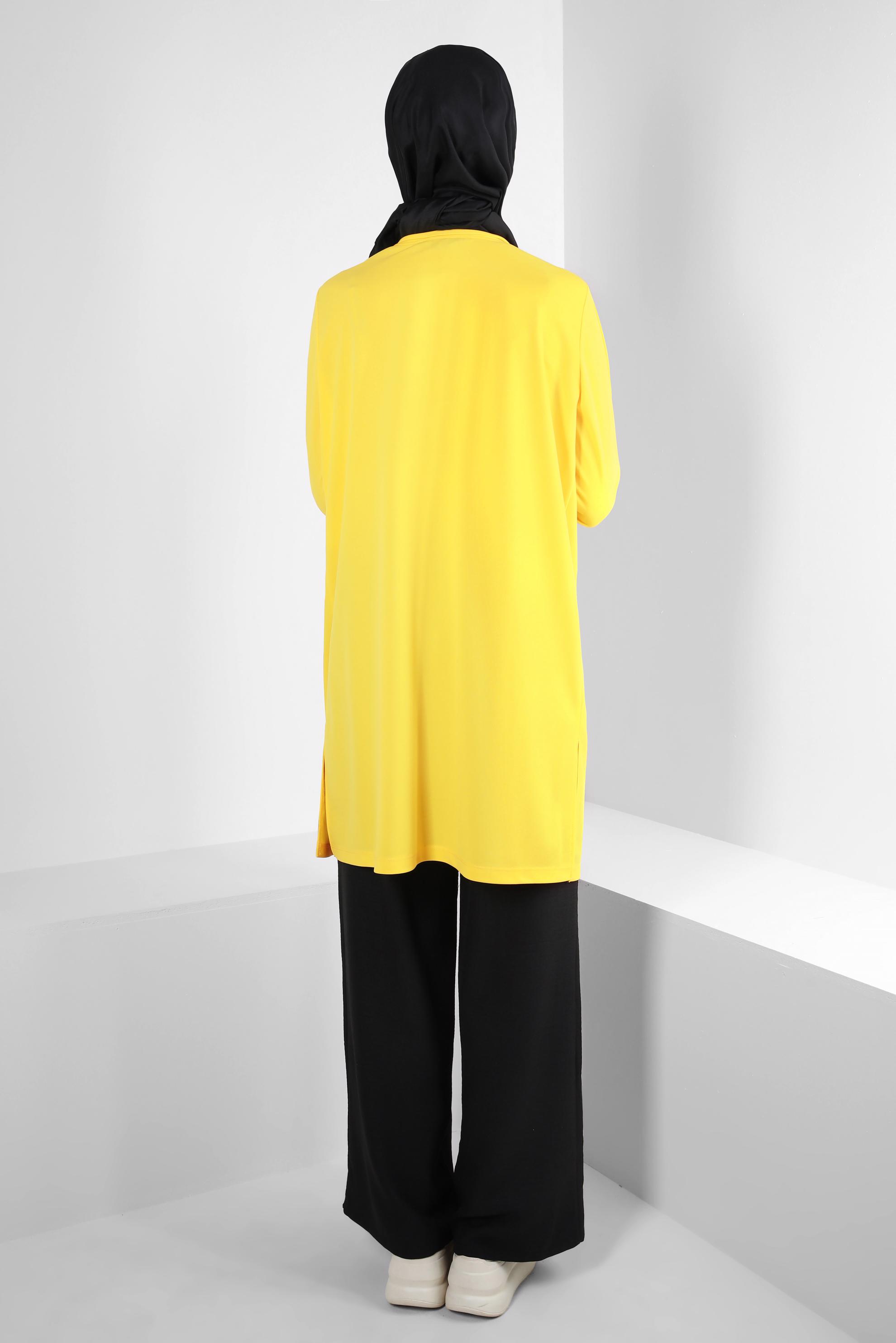 Tesettür giyim SARI METAL AKSESUARLI CEPLİ EŞOFMAN TUNİK 43885