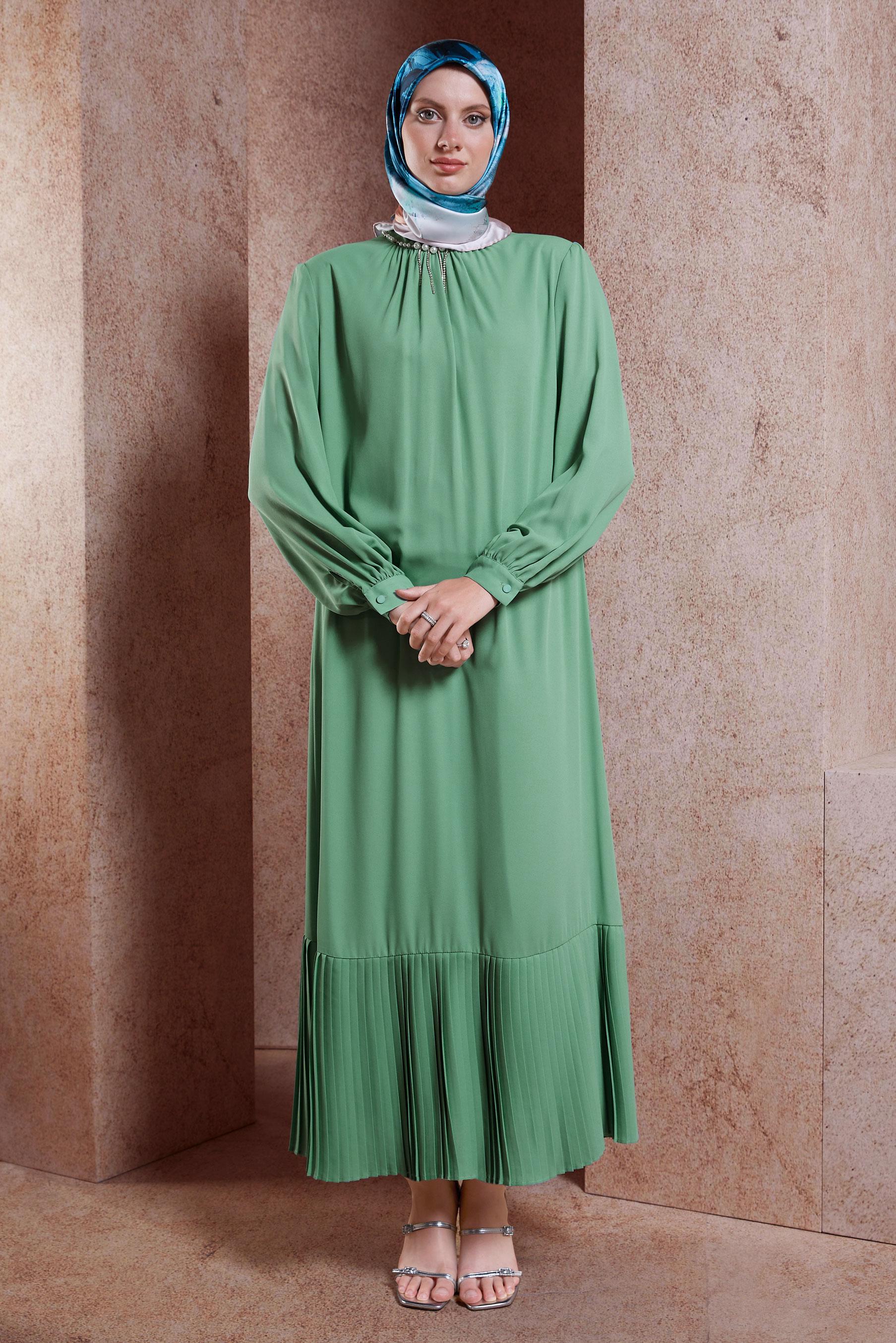 Vêtements hijab VERT ROBE DE SOIRÉE À PLIS DÉTAILLÉS 50240