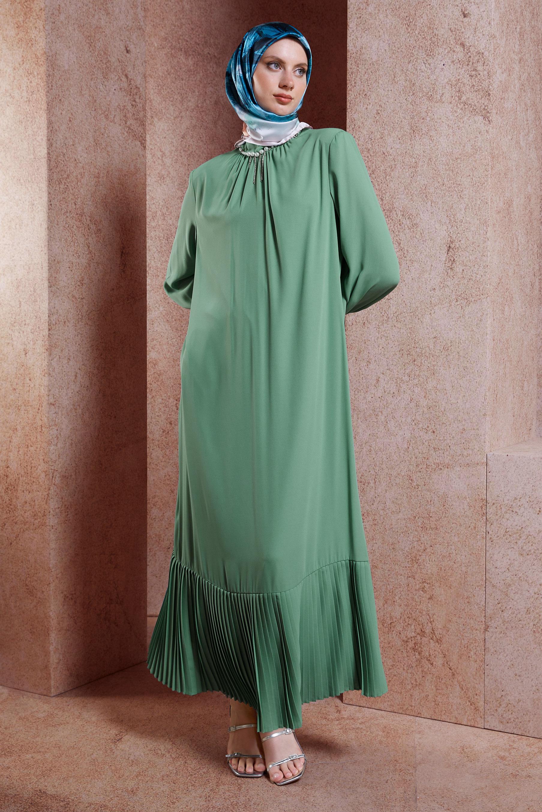 Vêtements hijab VERT ROBE DE SOIRÉE À PLIS DÉTAILLÉS 50240