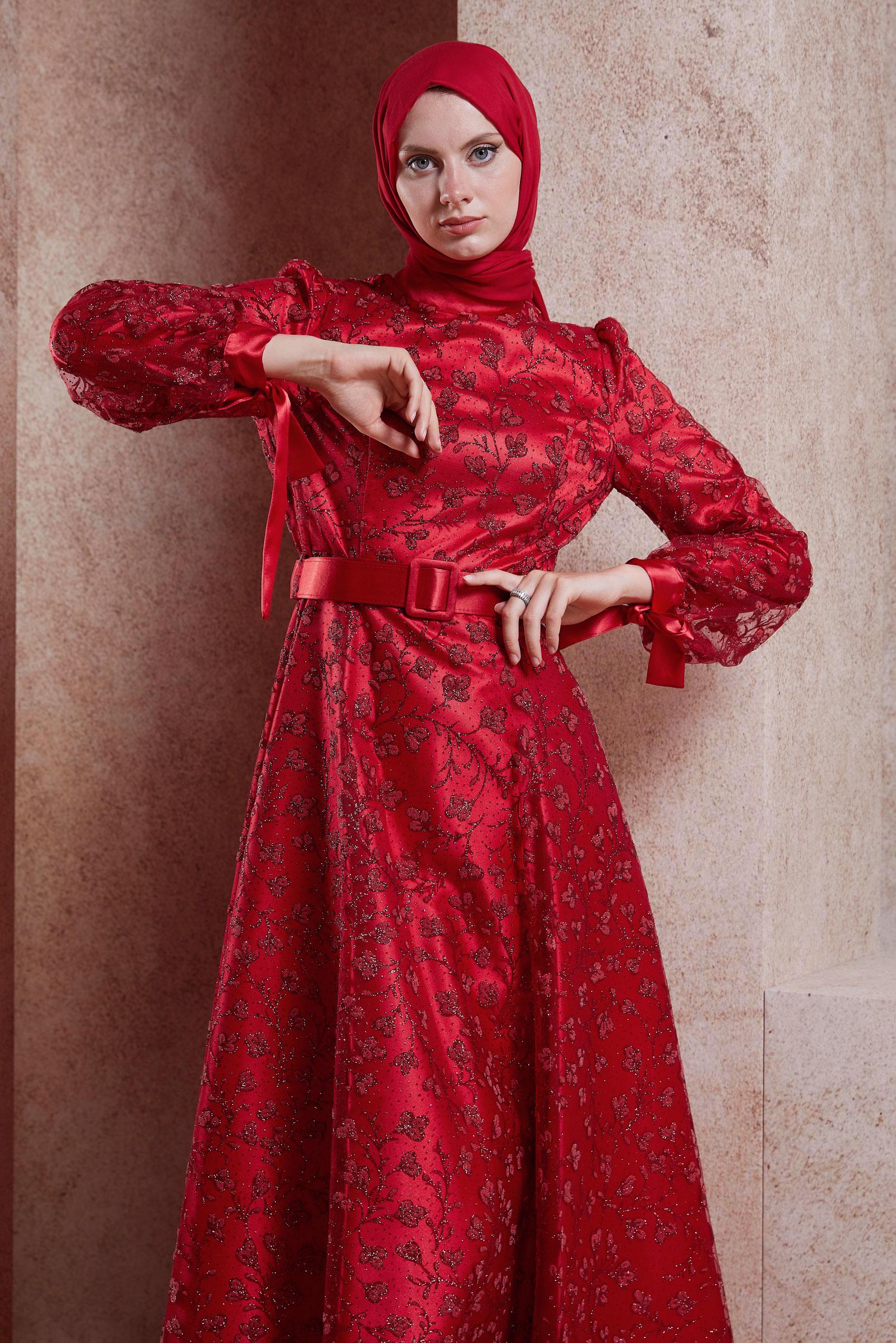 Tesettür giyim KIRMIZI ÇİÇEK DESENLİ KEMERLİ ABİYE 50266