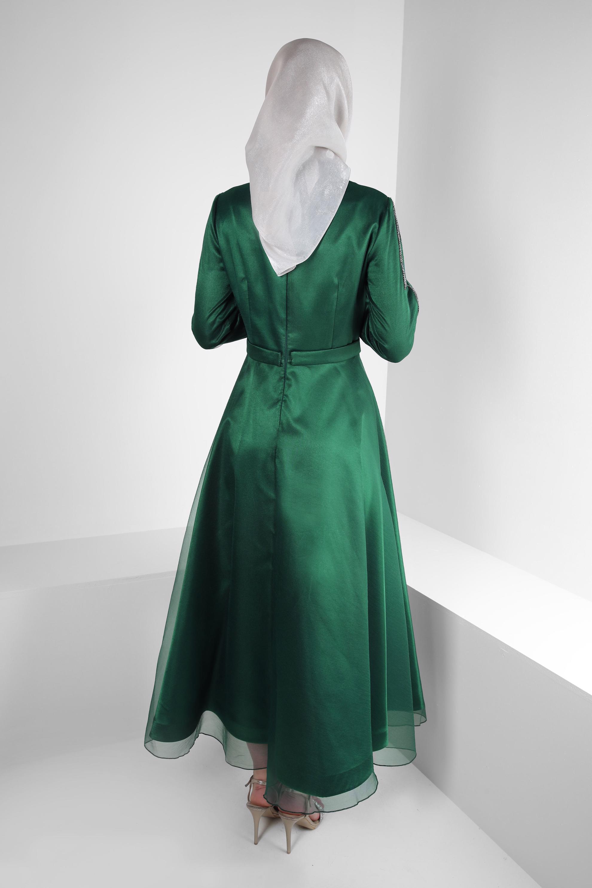 Vêtements hijab VERT ROBE DE SOIRÉE BRODÉE GEM AVEC DÉTAIL TULLE 50301