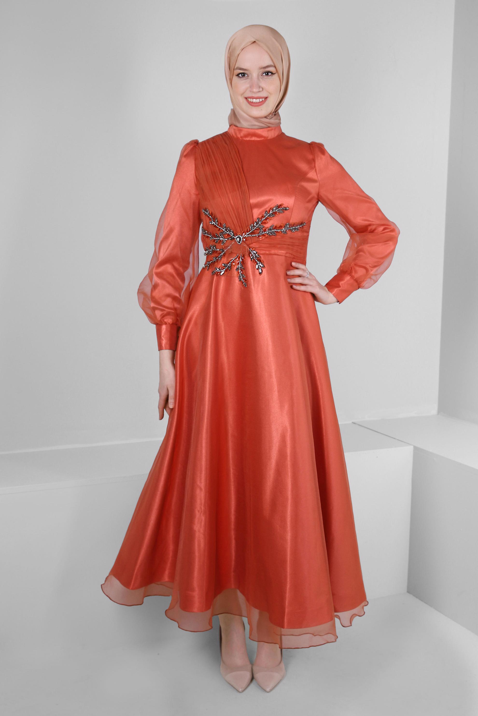 Tesettür giyim TURUNCU TAŞ İŞLEMELİ TÜL DETAYLI ABİYE ELBİSE 50302