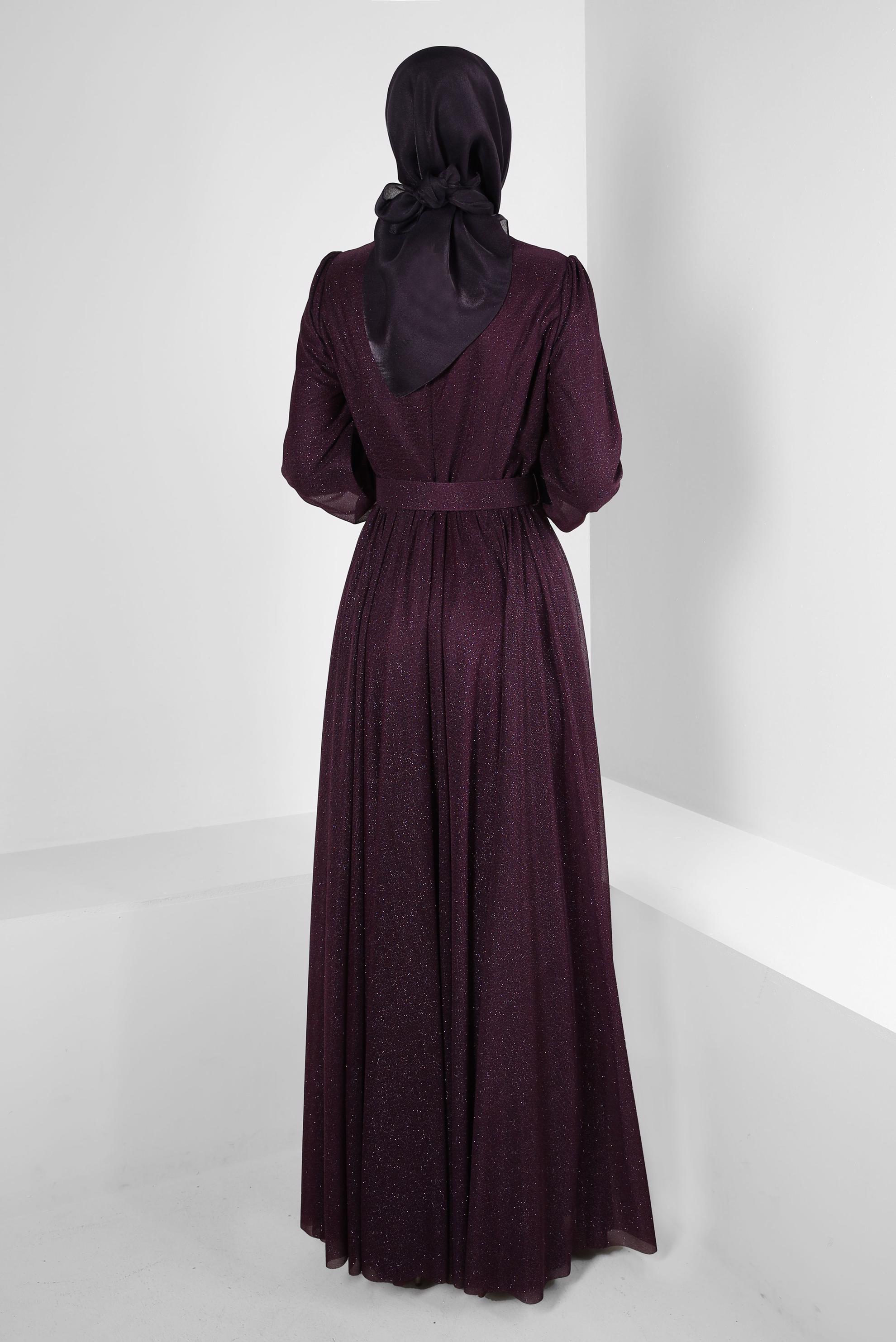 Tesettür giyim MÜRDÜM SİMLİ KEMERLİ TÜL DETAYLI ABİYE ELBİSE 50309