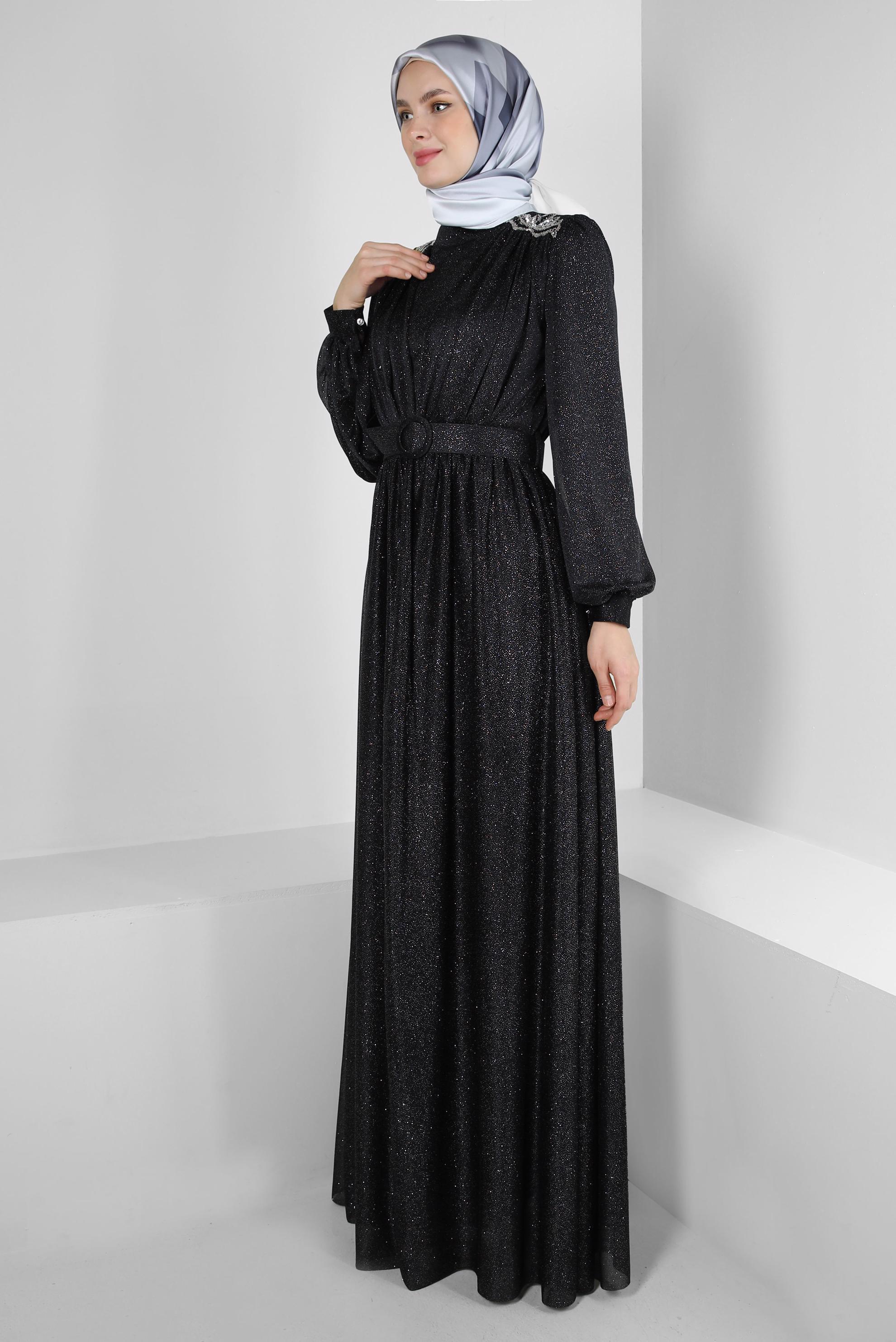 Tesettür giyim SİYAH SİMLİ KEMERLİ TÜL DETAYLI ABİYE ELBİSE 50309