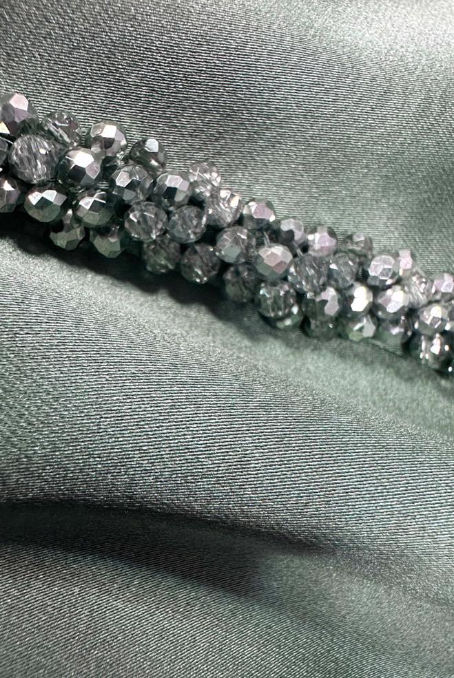 Vêtements hijab VERT ROBE DE SOIRÉE EN SATIN BRODÉ DE GEMMES 50310 - ALVİNA