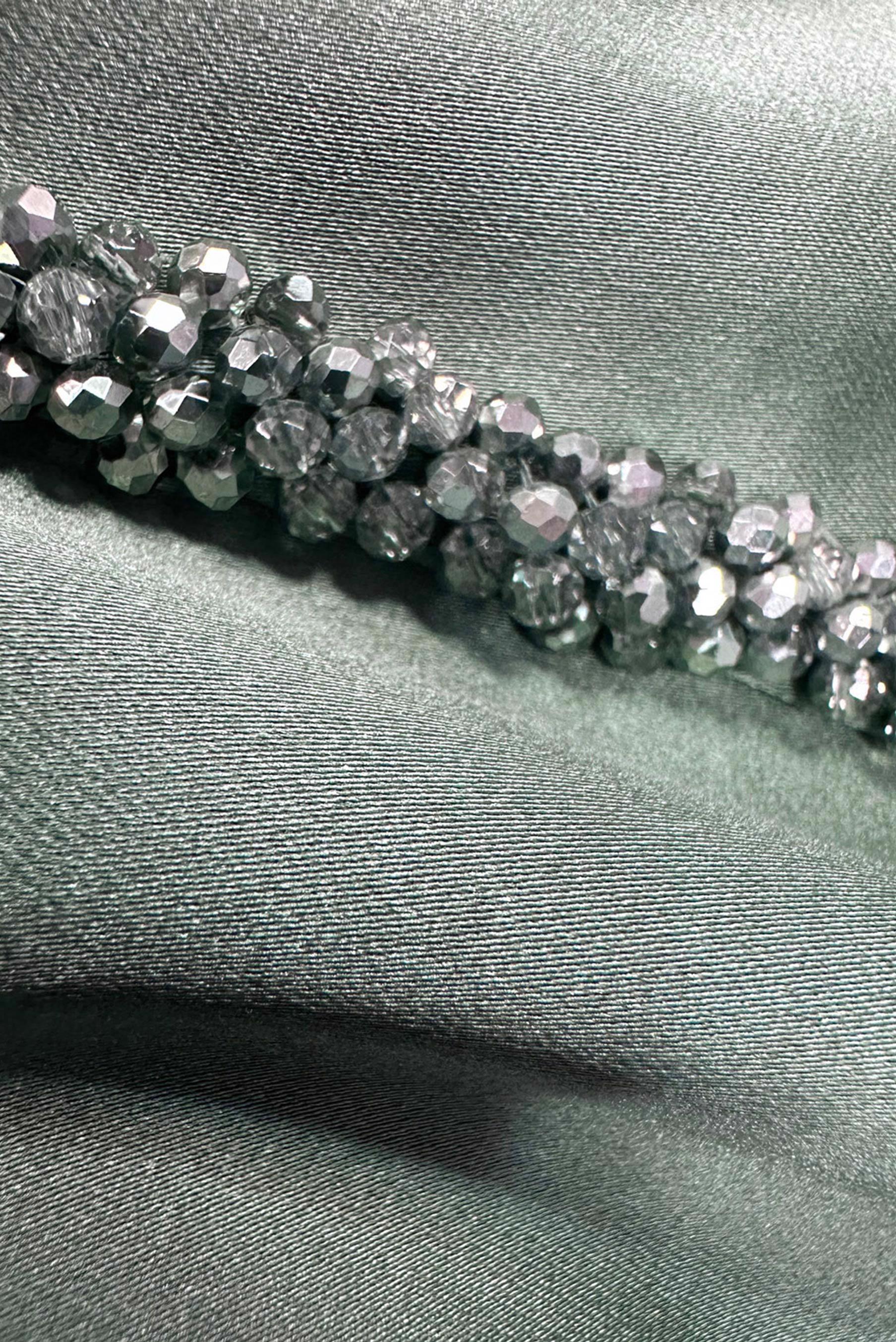 Vêtements hijab VERT ROBE DE SOIRÉE EN SATIN BRODÉ DE GEMMES 50310