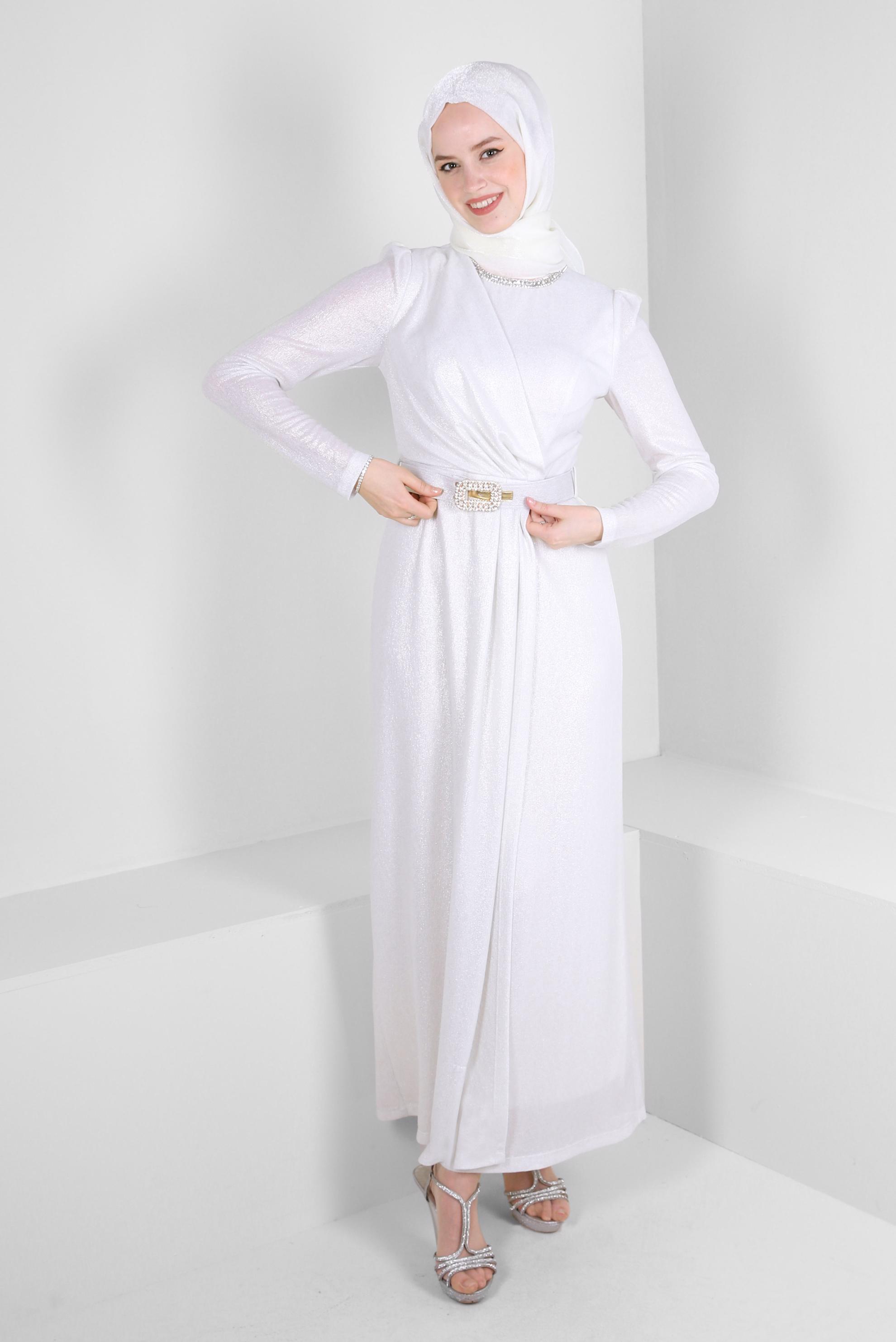 Tesettür giyim BEJ YAKASI TAŞLI KEMERLİ ABİYE ELBİSE 50316