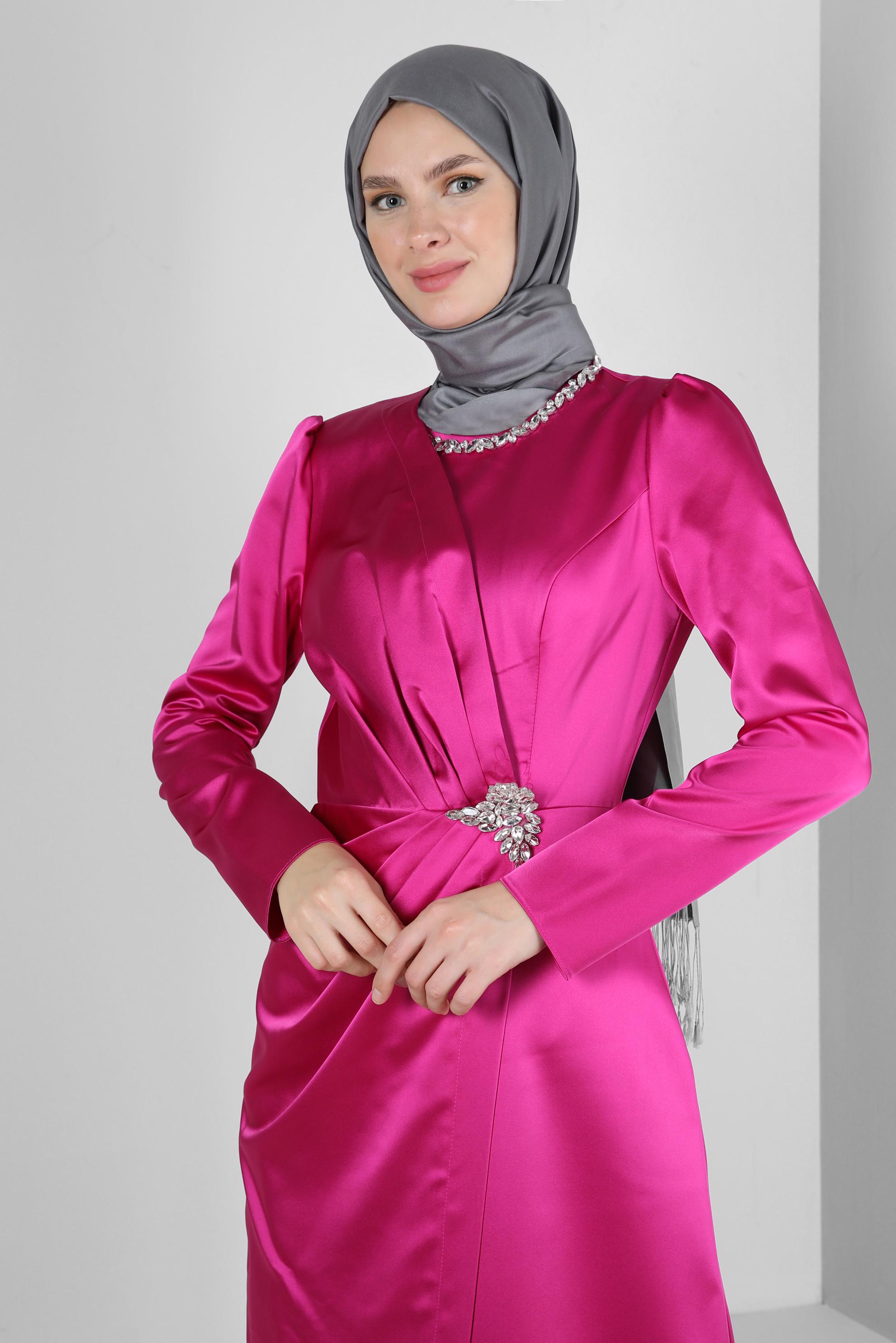 Tesettür giyim FUŞYA TAŞ DETAYLI SATEN ABİYE ELBİSE 50318