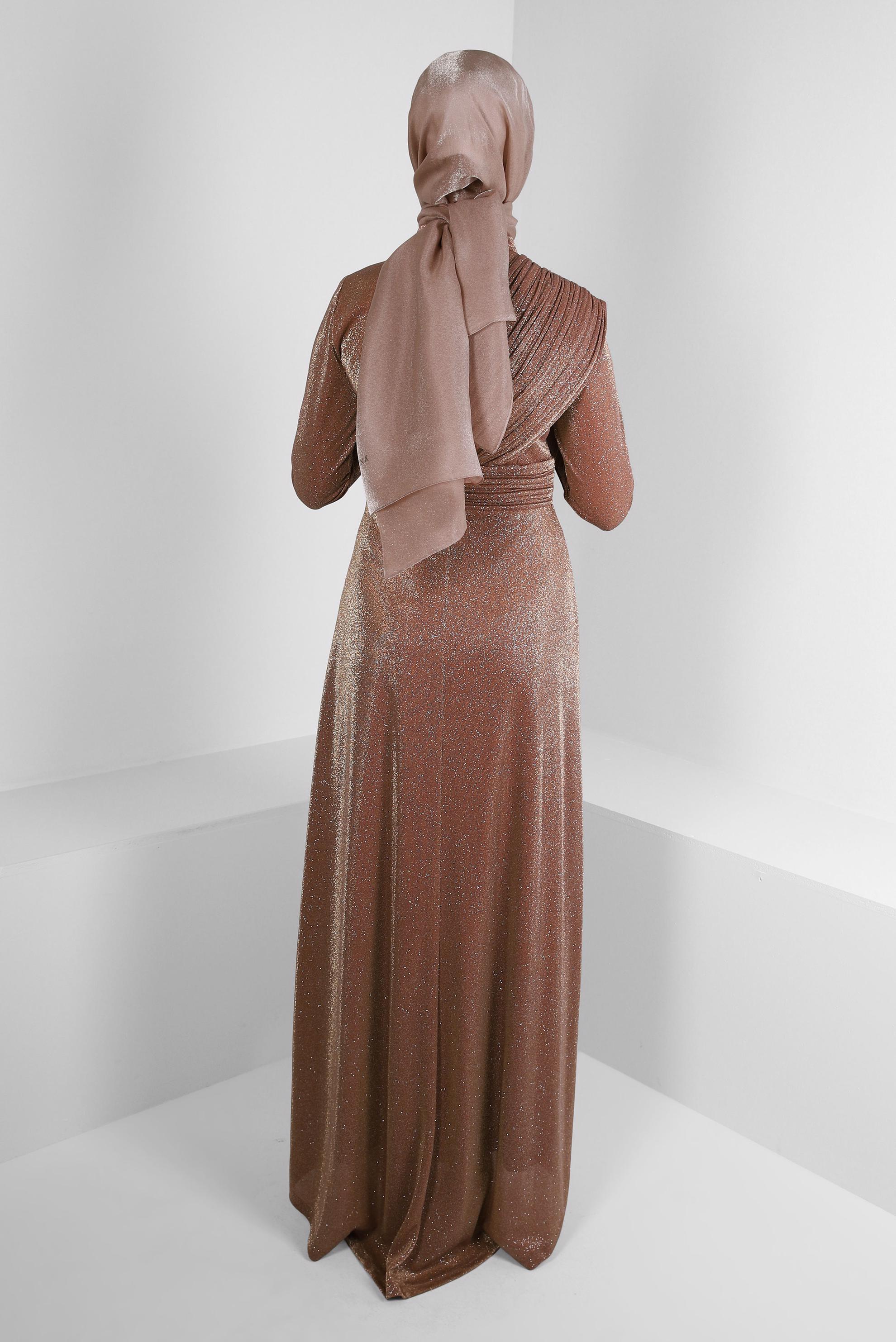 Tesettür giyim KAHVE SİMLİ DRAPE DETAYLI ABİYE ELBİSE 50321