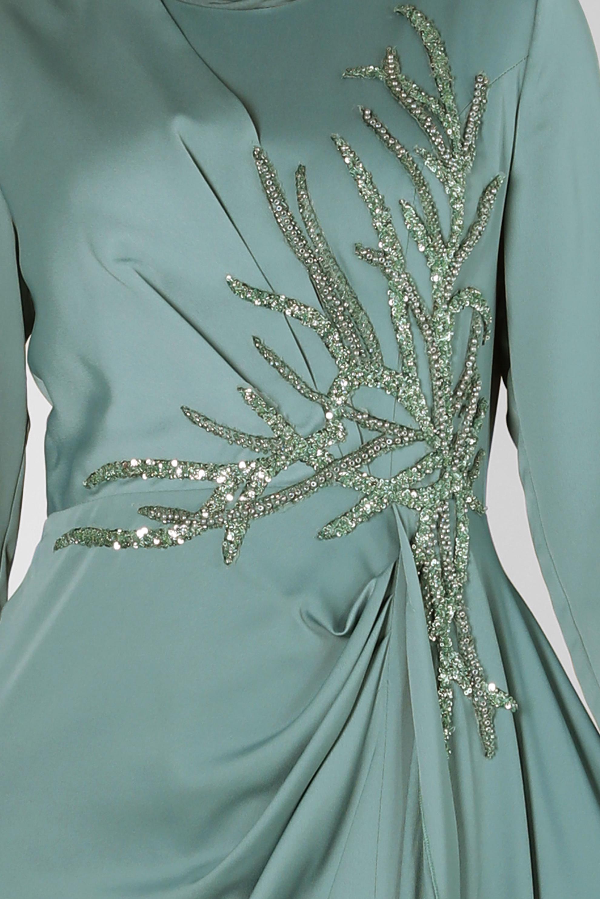 Vêtements hijab VERT ROBE DE SOIRÉE EN SATIN 50323