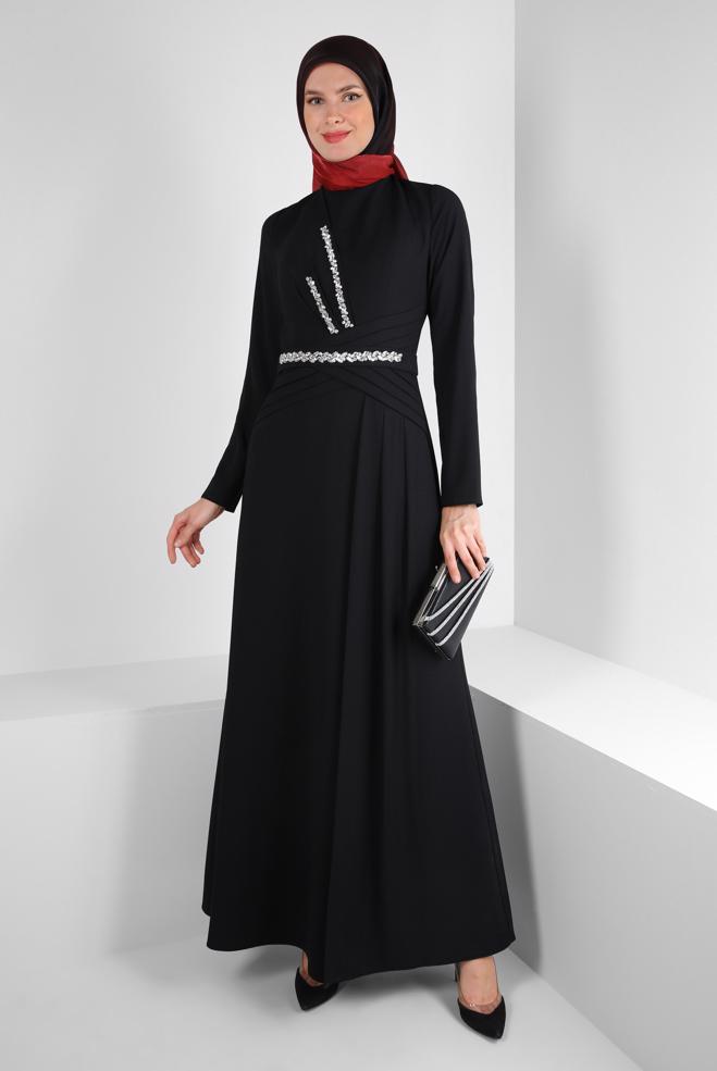 Vêtements hijab NOIR ROBE DE SOIRÉE DÉTAIL PLIS AVEC GEM BRODÉ 50324 - ALVİNA
