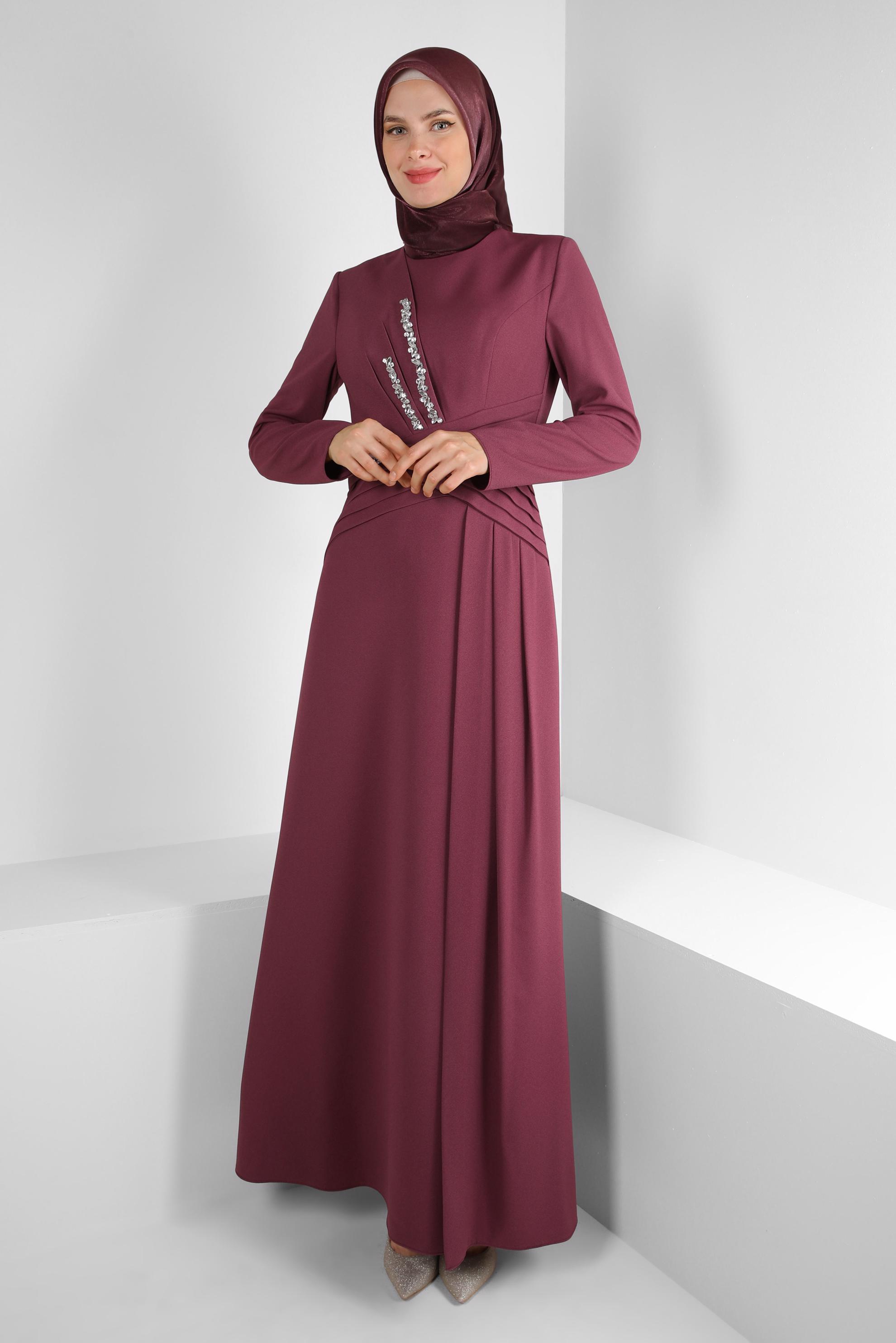 Tesettür giyim PEMBE PİLİSE DETAYLI TAŞ BASKILI KREP ABİYE ELBİSE 50324