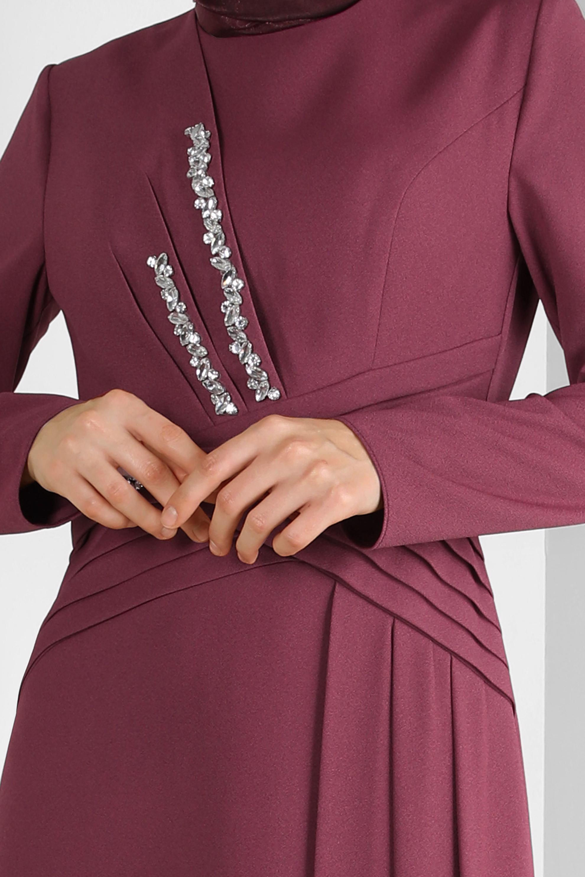 Tesettür giyim PEMBE PİLİSE DETAYLI TAŞ BASKILI KREP ABİYE ELBİSE 50324