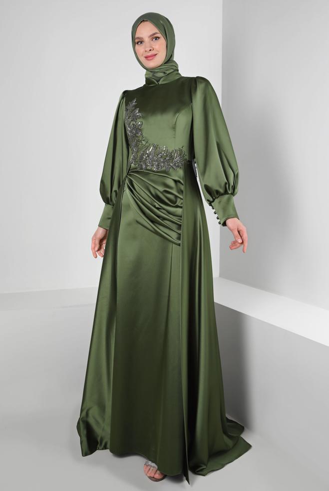 Vêtements hijab KAKI ROBE DE SOIRÉE EN SATIN PERLÉ AVEC DÉTAIL DRAPÉ 50351 - ALVİNA