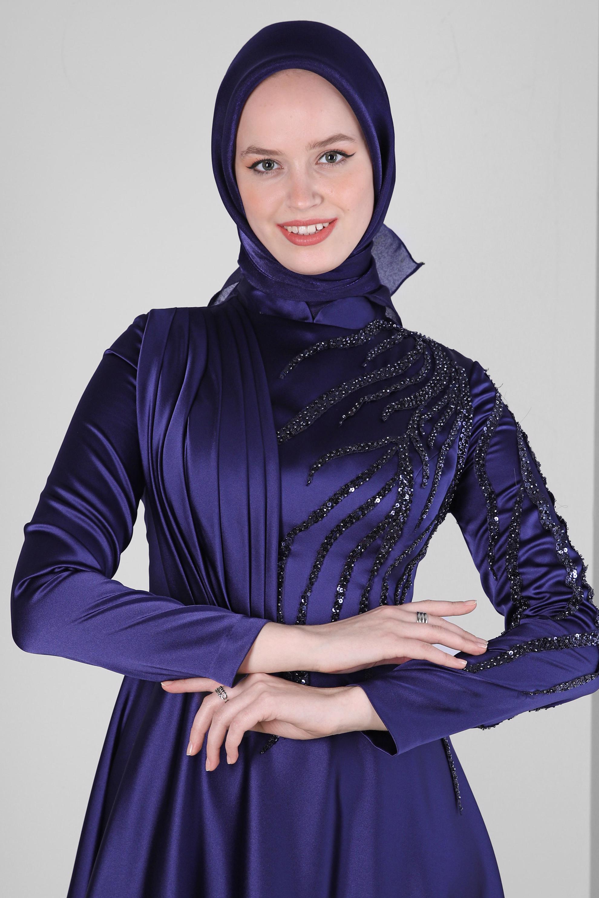 Tesettür giyim LACİVERT TAŞ İŞLEMELİ DRAPE DETAYLI ABİYE ELBİSE 50352