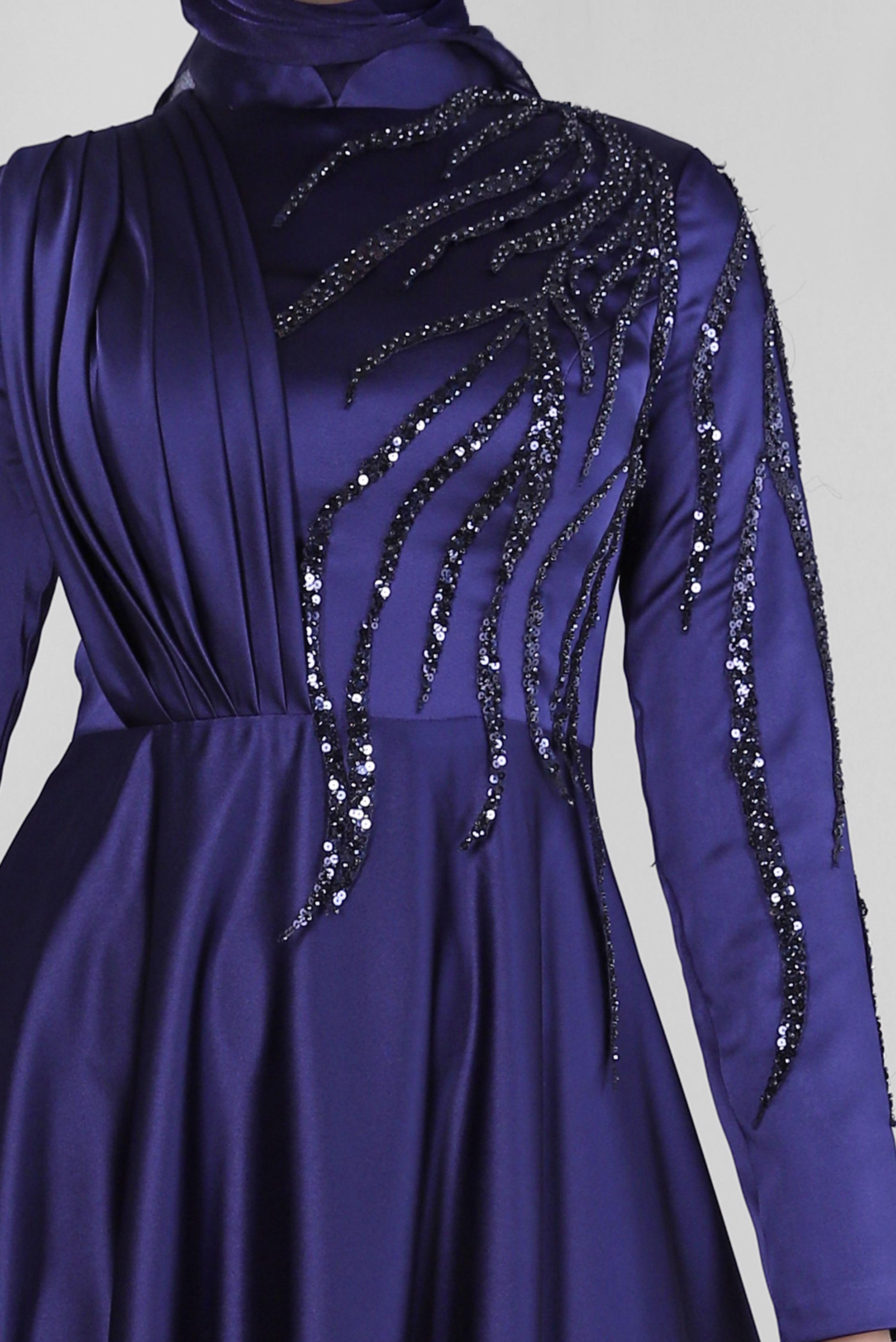 Tesettür giyim LACİVERT TAŞ İŞLEMELİ DRAPE DETAYLI ABİYE ELBİSE 50352