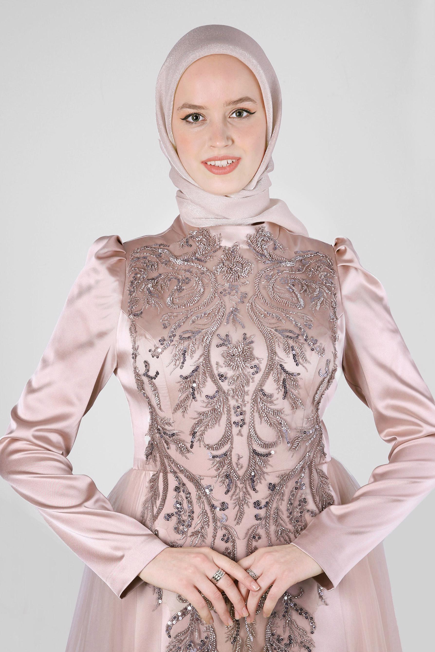 Tesettür giyim BEJ PUL PAYET İŞLEMELİ SATEN ABİYE ELBİSE 50353