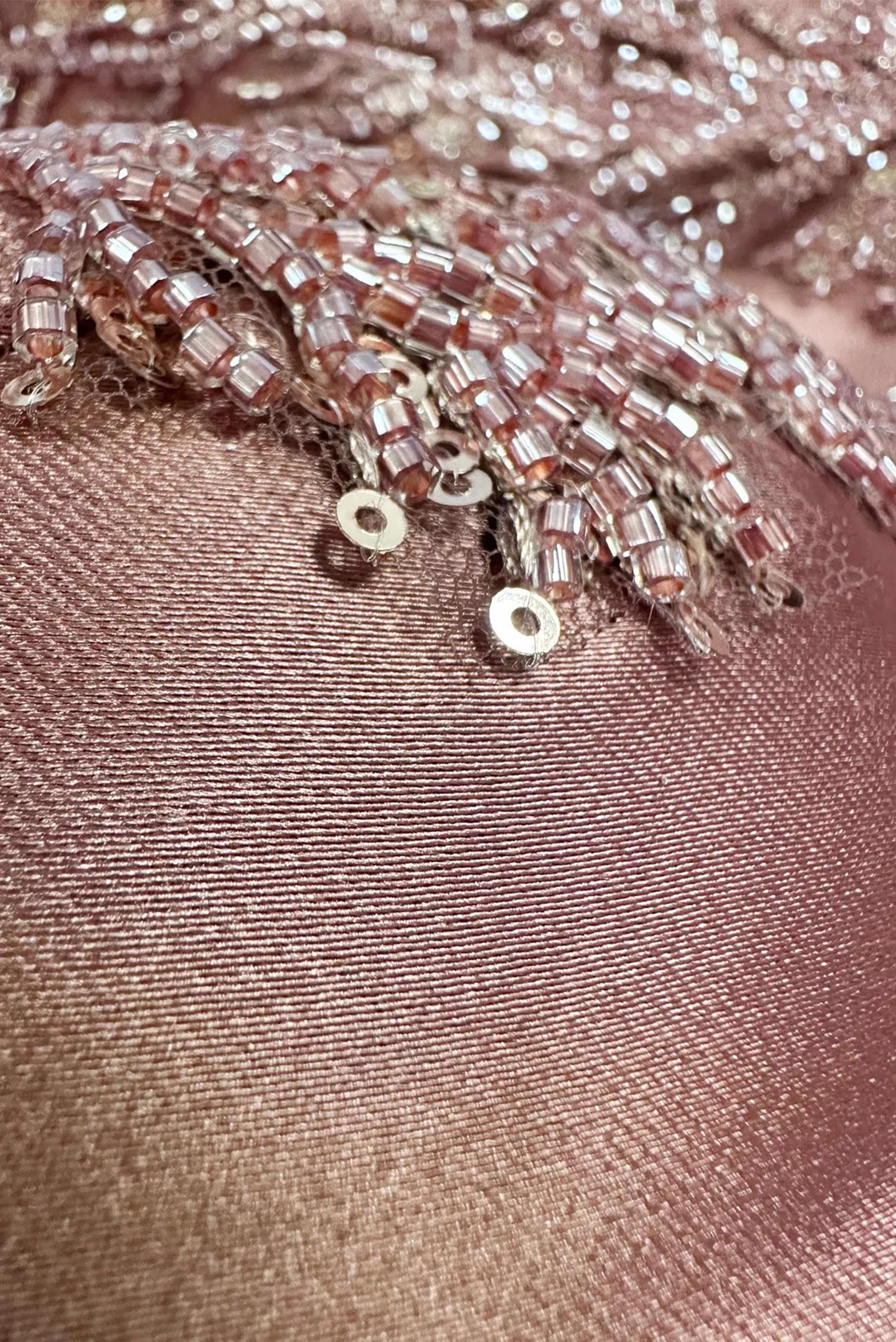 Tesettür giyim PEMBE PUL PAYET İŞLEMELİ VOLANLI SATEN ABİYE ELBİSE 50355