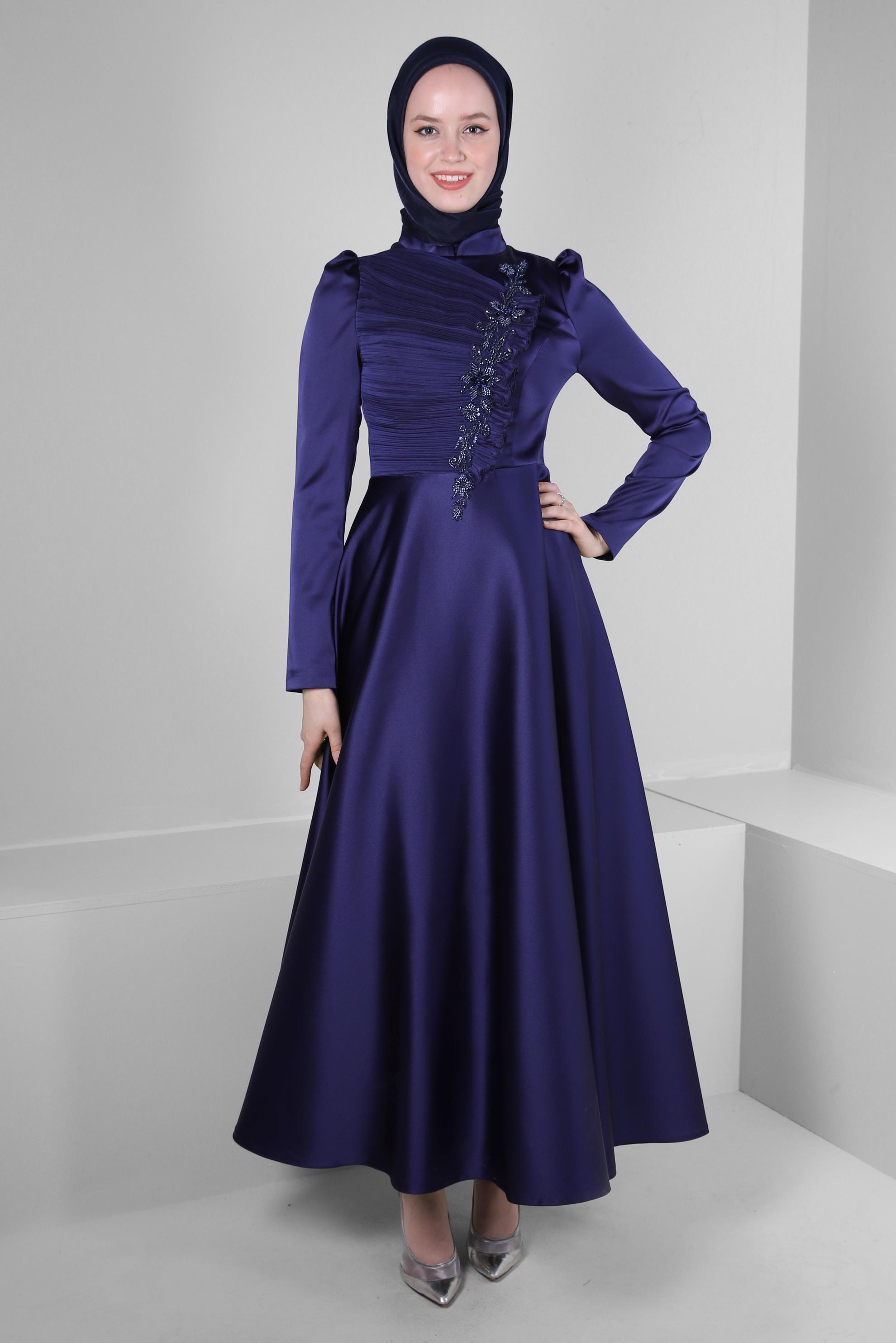 Tesettür giyim LACİVERT İŞLEMELİ SATEN ABİYE ELBİSE 50364