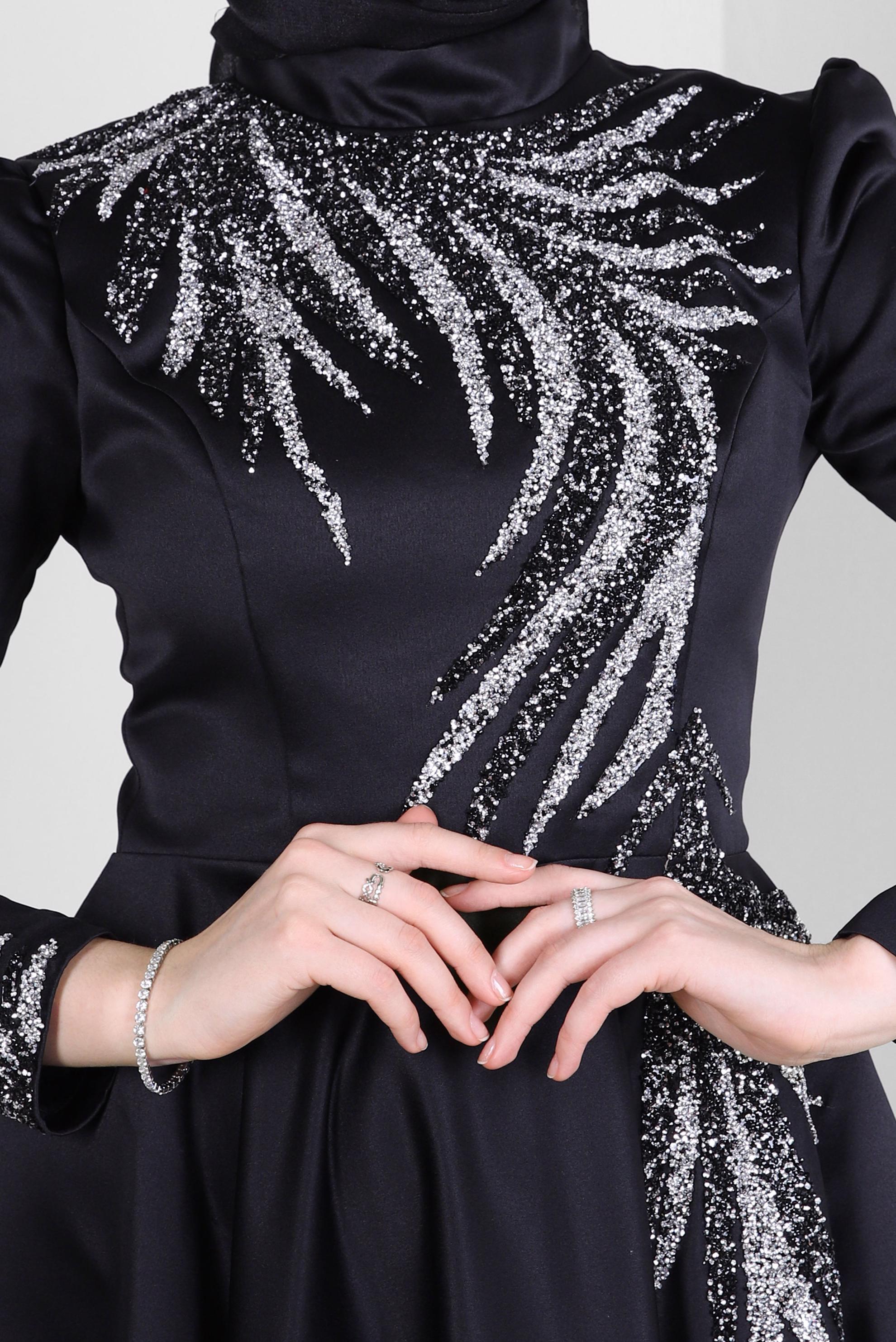 Tesettür giyim SİYAH PUL PAYET İŞLEMELİ MAT SATEN ABİYE ELBİSE 50370