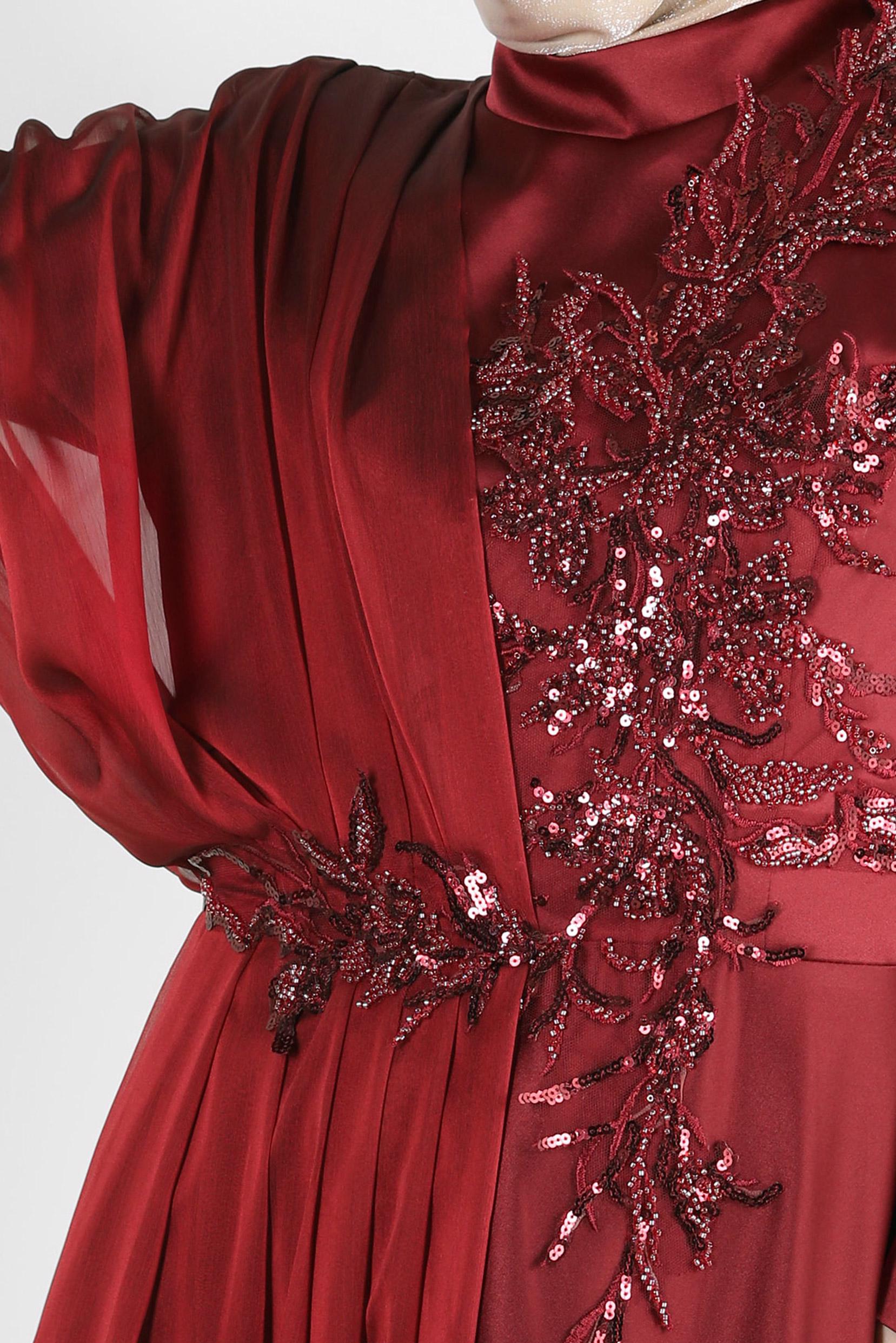 Vêtements hijab ROUGE BORDEAUX ROBE DE SOIRÉE EN SATIN À SEQUINS ET DÉTAIL EN TULLE 50374