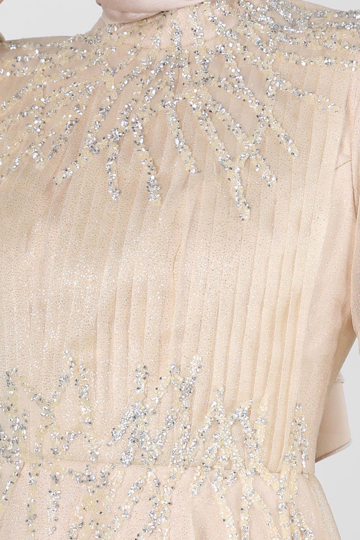 Tesettür giyim BEJ TAŞ İŞLEMELİ SİMLİ ORGANZE ABİYE ELBİSE 50375