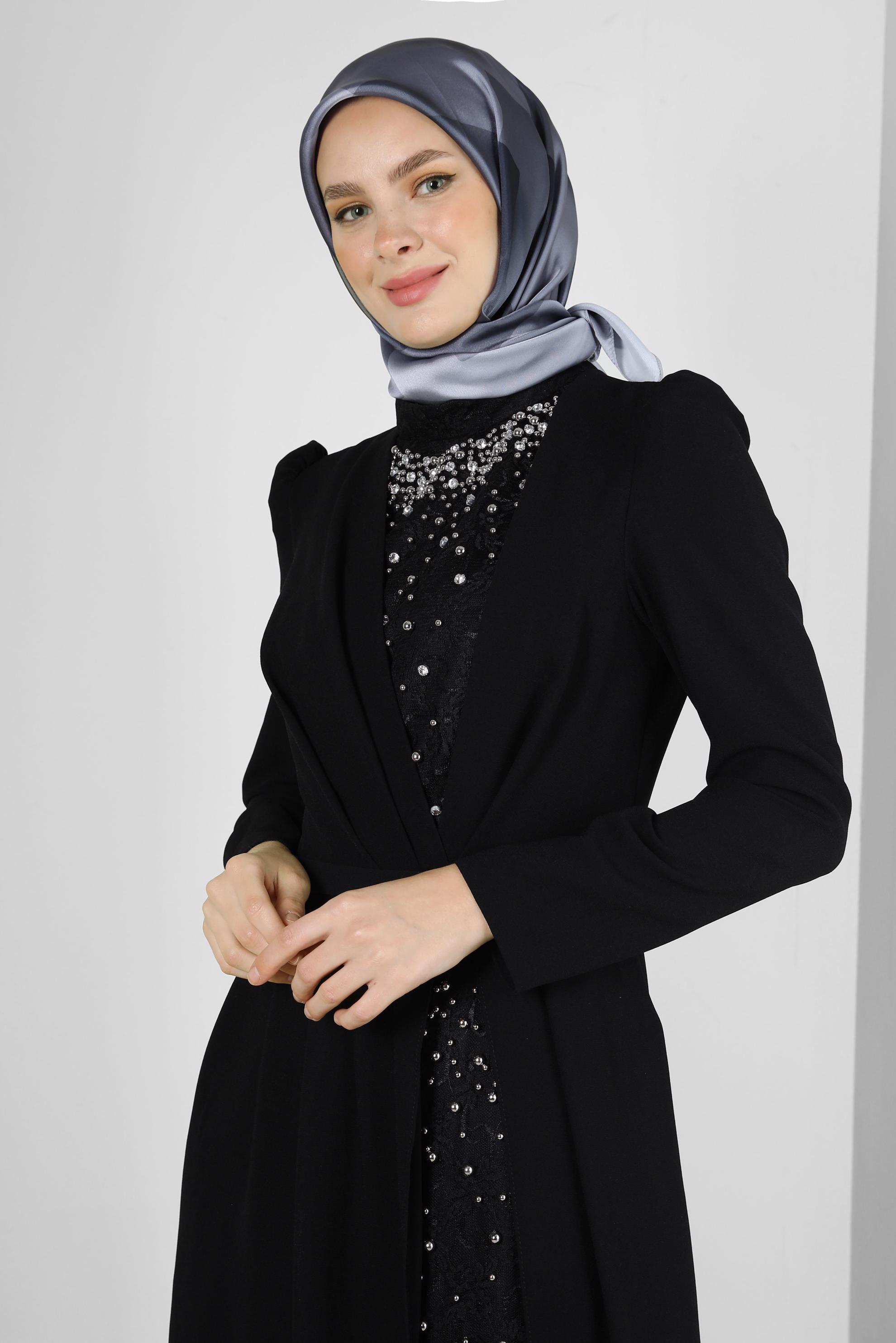 Tesettür giyim SİYAH DANTEL DETAYLI BONCUK İŞLEMELİ ABİYE ELBİSE 50379