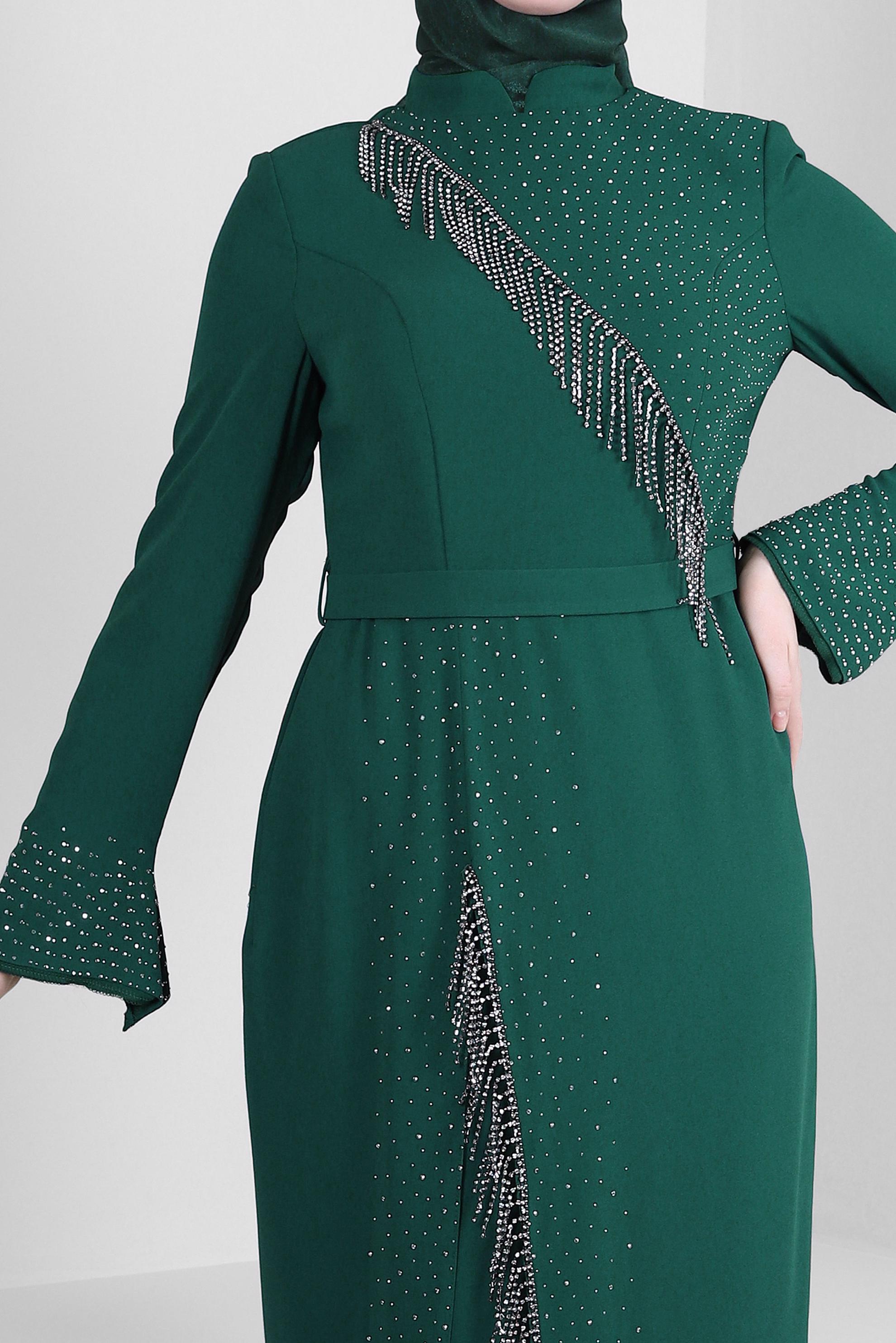 Tesettür giyim YEŞİL TAŞ İŞLEMELİ ZİNCİR DETAYLI ABİYE ELBİSE 50381