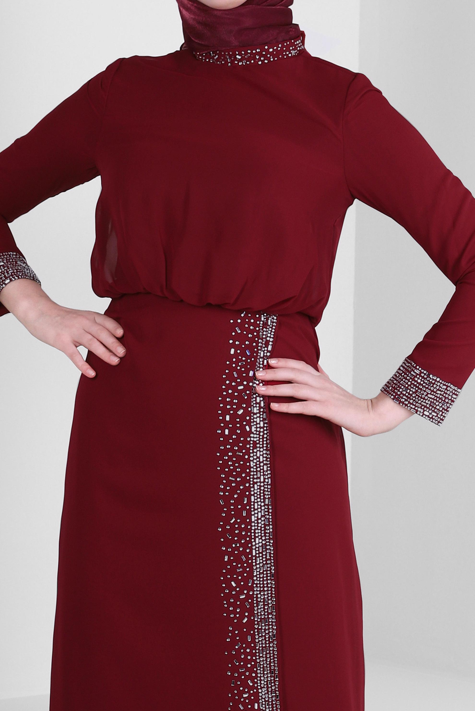 Tesettür giyim BORDO TAŞ İŞLEMELİ ŞİFON ABİYE ELBİSE 50388