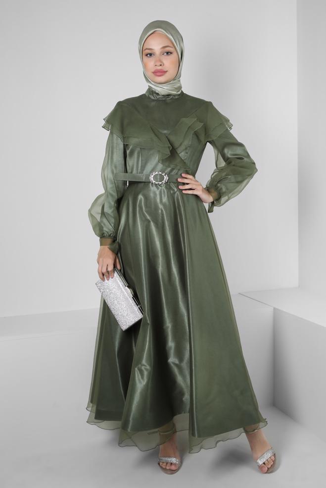 Vêtements hijab KAKI ROBE DE SOIRÉE CEINTURÉE DÉTAILS VOLANTS 50397 - ALVİNA