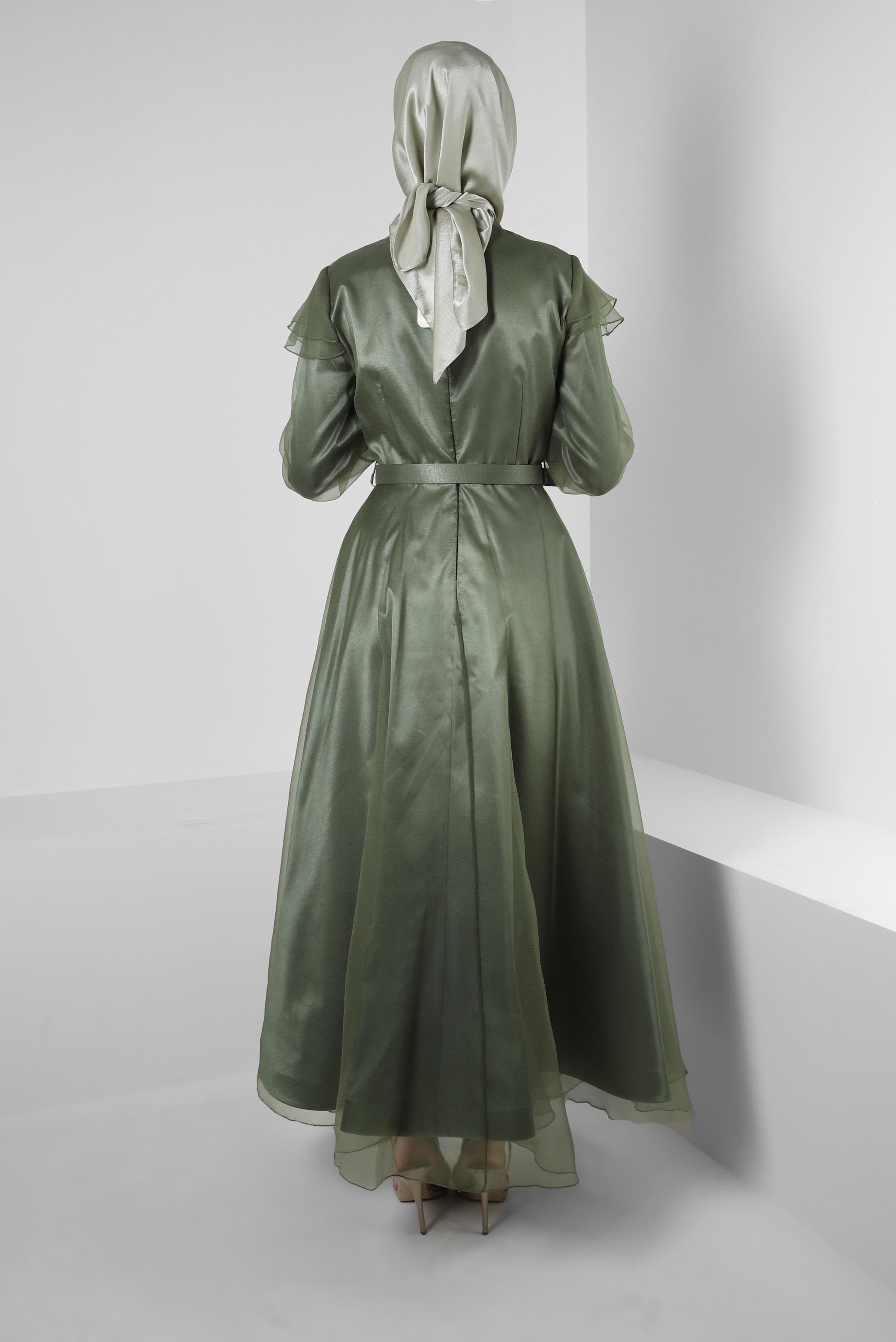 Vêtements hijab KAKI ROBE DE SOIRÉE CEINTURÉE DÉTAILS VOLANTS 50397