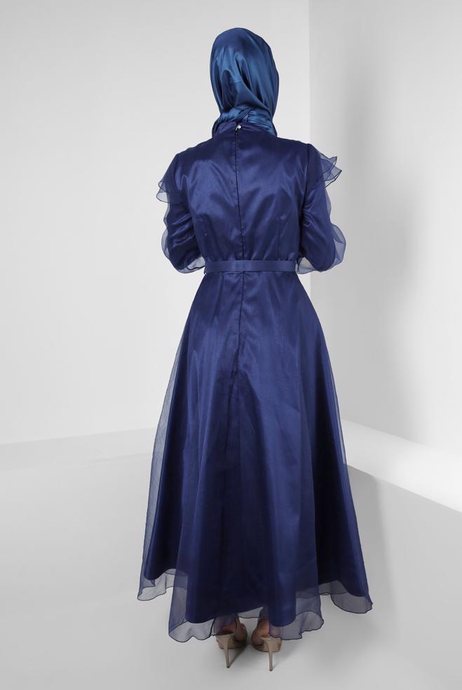Vêtements hijab BLEU MARINE ROBE DE SOIRÉE CEINTURÉE DÉTAILS VOLANTS 50397 - ALVİNA