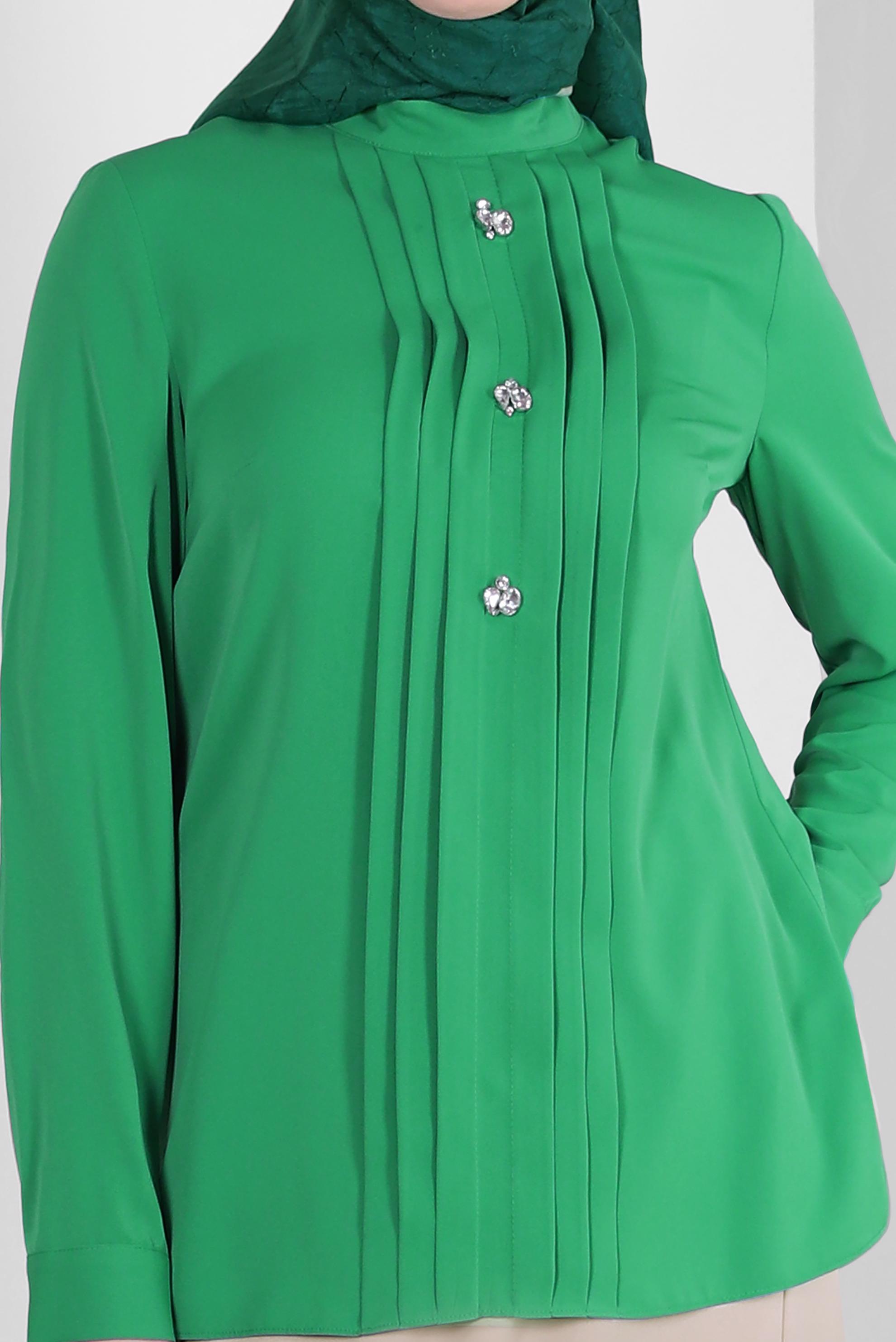 Tesettür giyim YEŞİL TAŞ DETAYLI PİLİSELİ BLUZ 43537