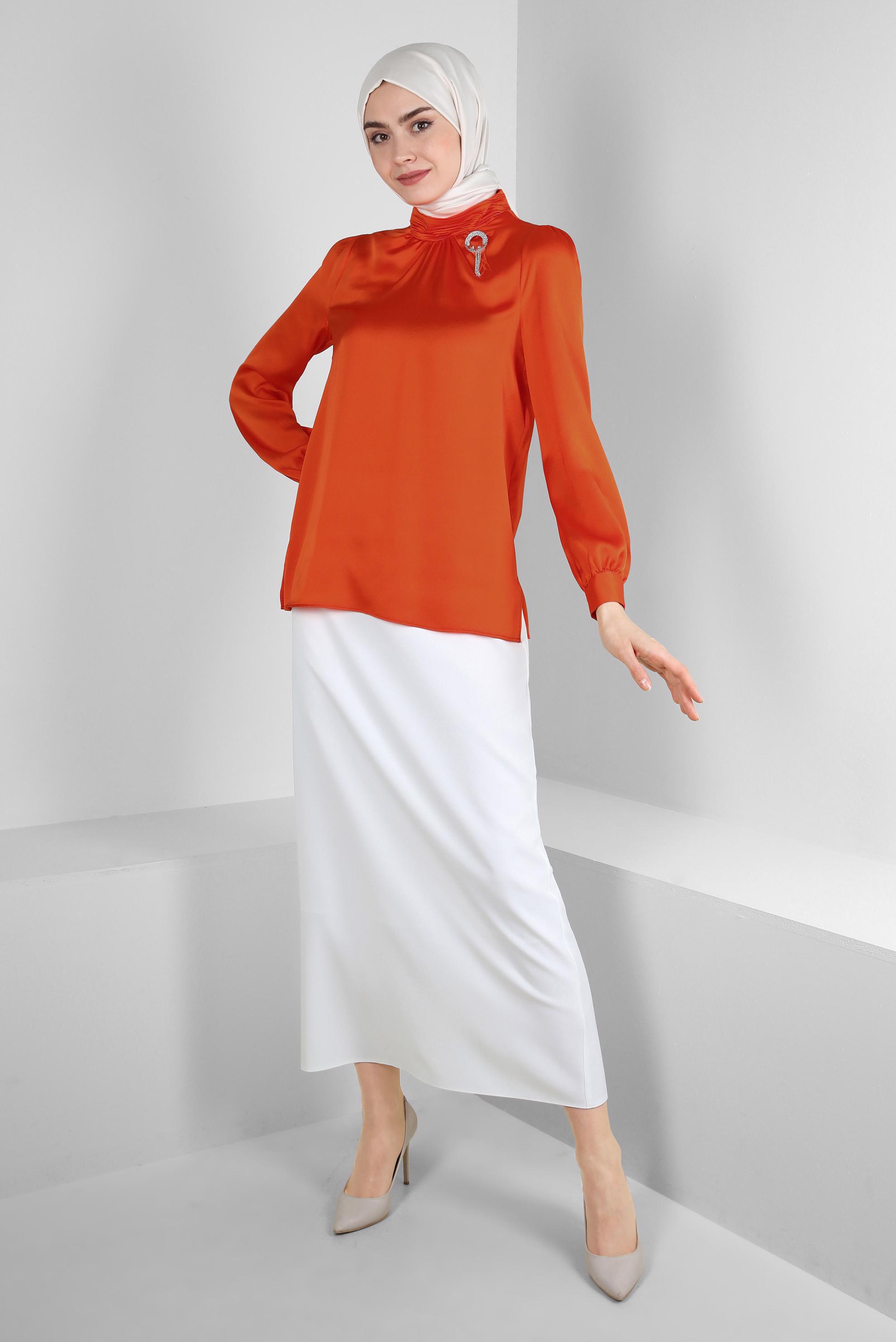Tesettür giyim TURUNCU TAŞ DETAYLI MANŞETLERİ DÜĞMELİ BLUZ 43538