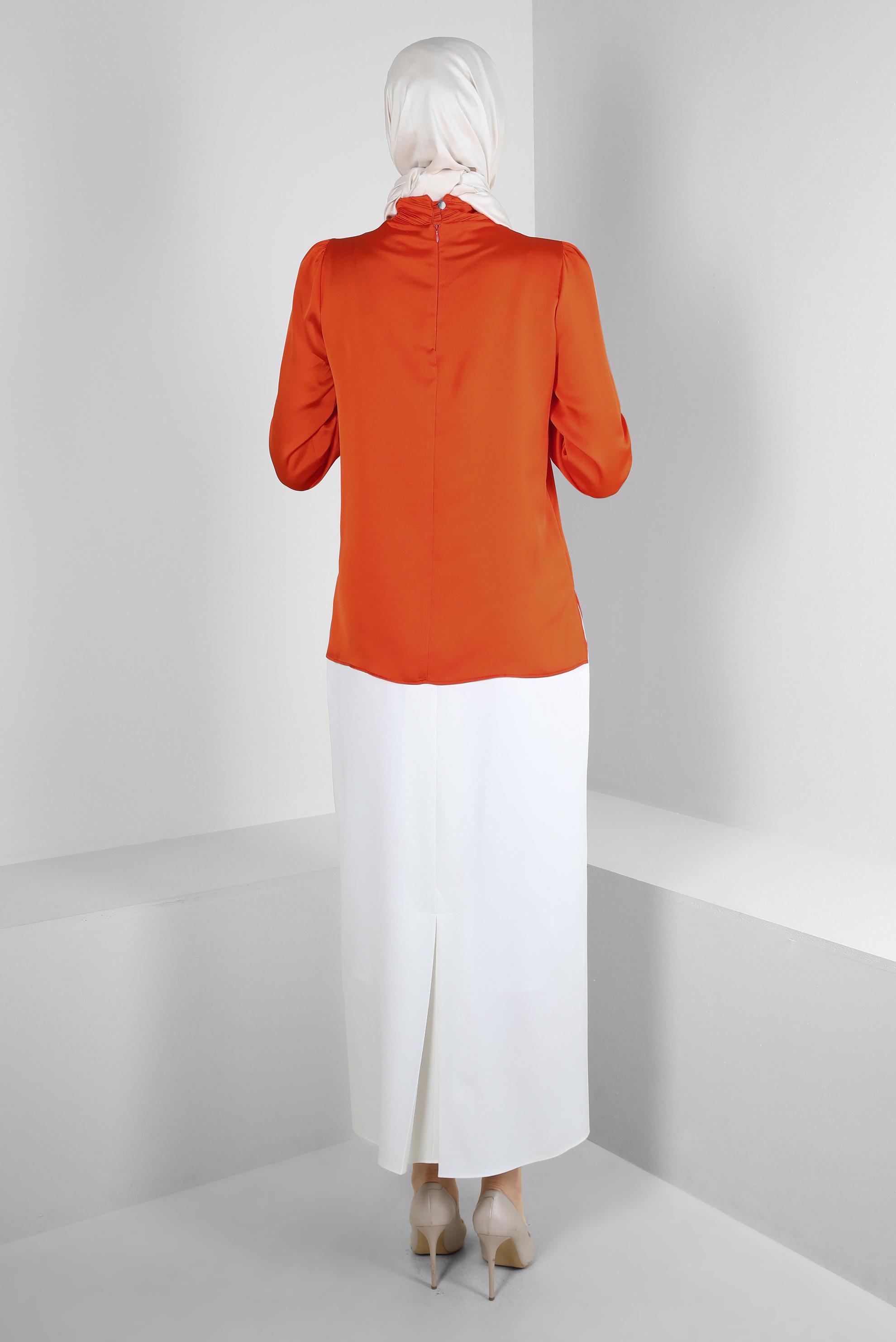 Tesettür giyim TURUNCU TAŞ DETAYLI MANŞETLERİ DÜĞMELİ BLUZ 43538