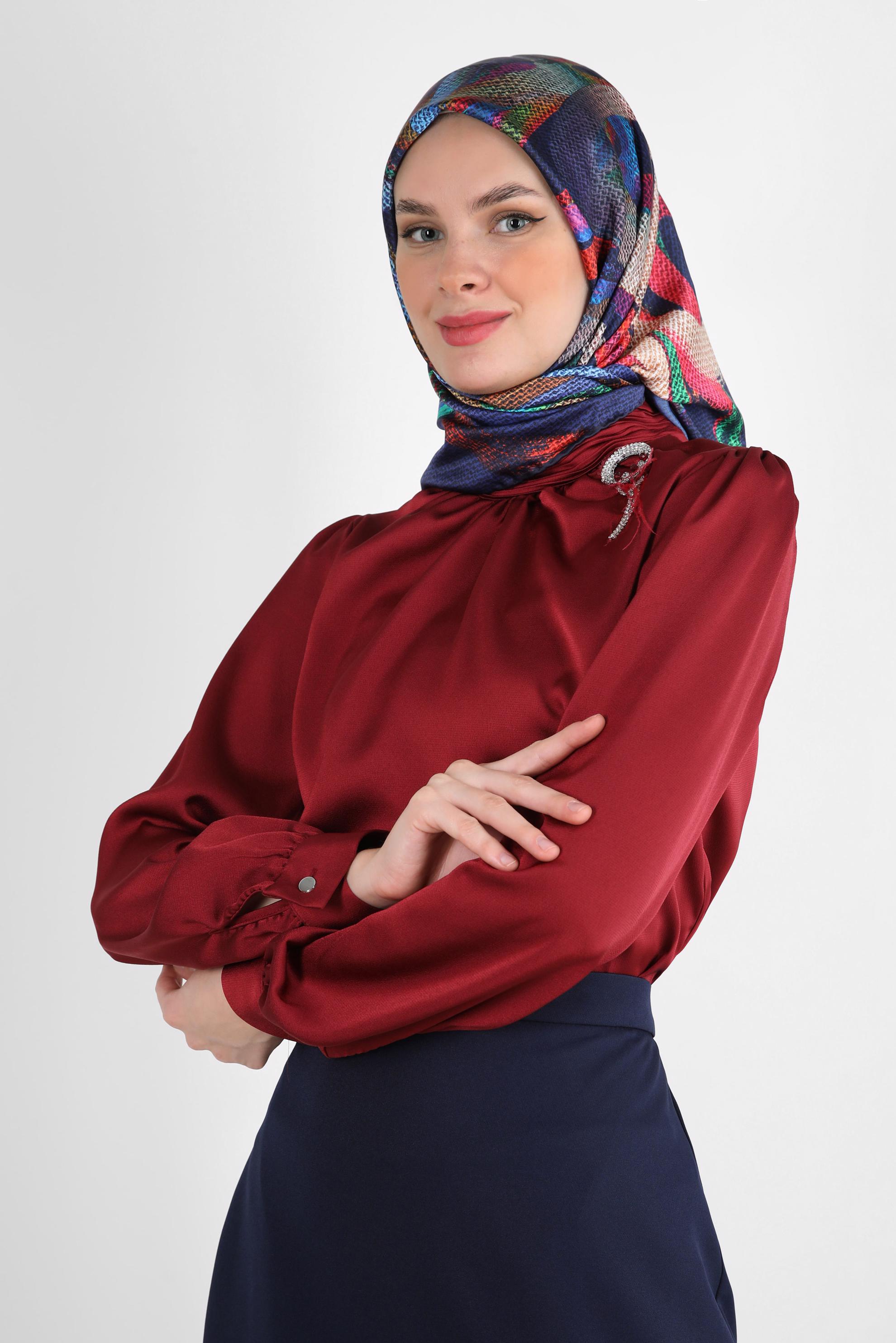Tesettür giyim BORDO TAŞ DETAYLI MANŞETLERİ DÜĞMELİ BLUZ 43538