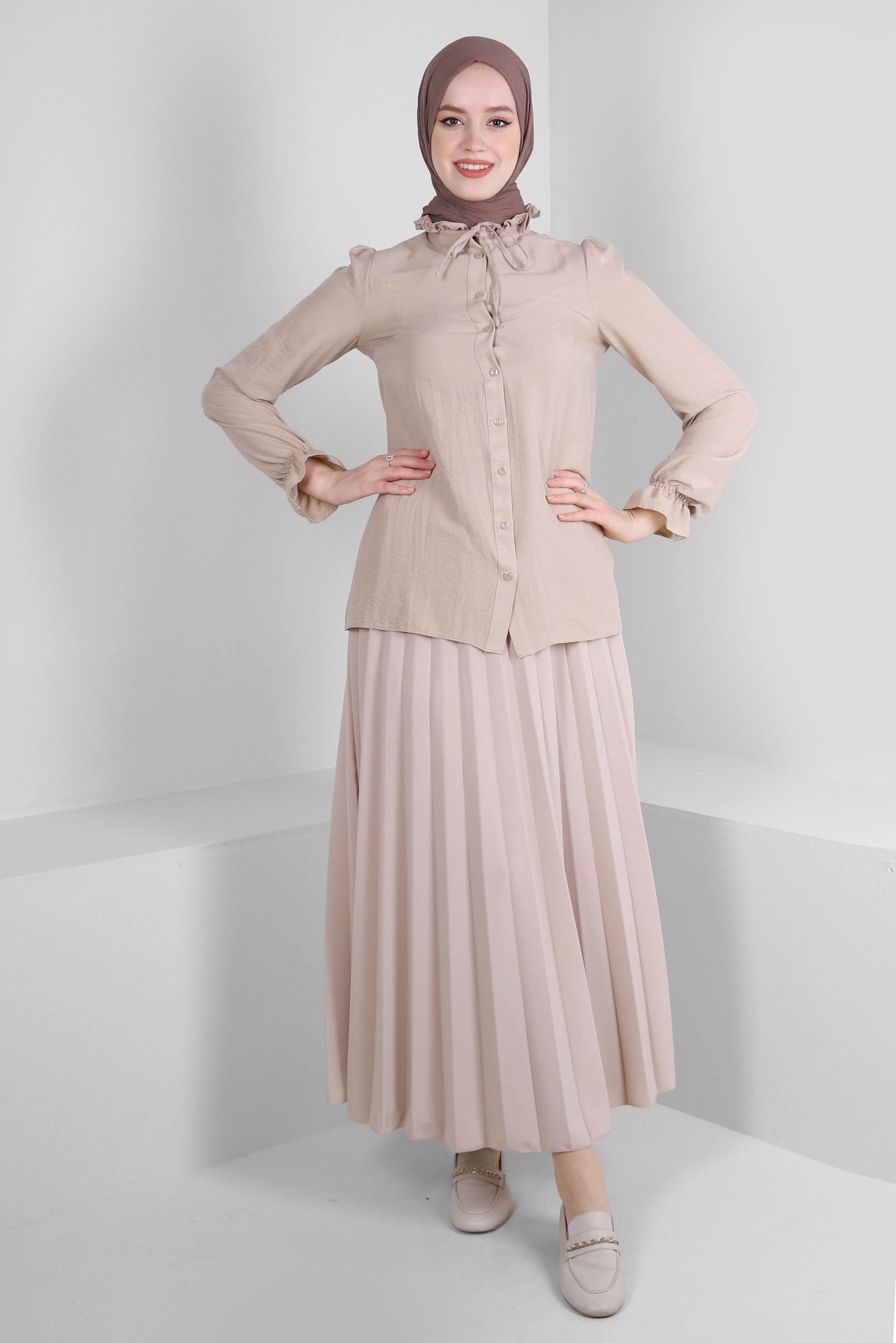 Tesettür giyim BEJ YAKASI BAĞLAMALI MANŞETLERİ LASTİKLİ BLUZ 43550