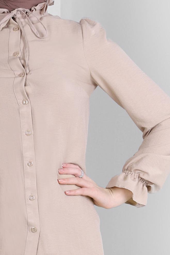 Tesettür giyim BEJ YAKASI BAĞLAMALI MANŞETLERİ LASTİKLİ BLUZ 43550 - ALVİNA