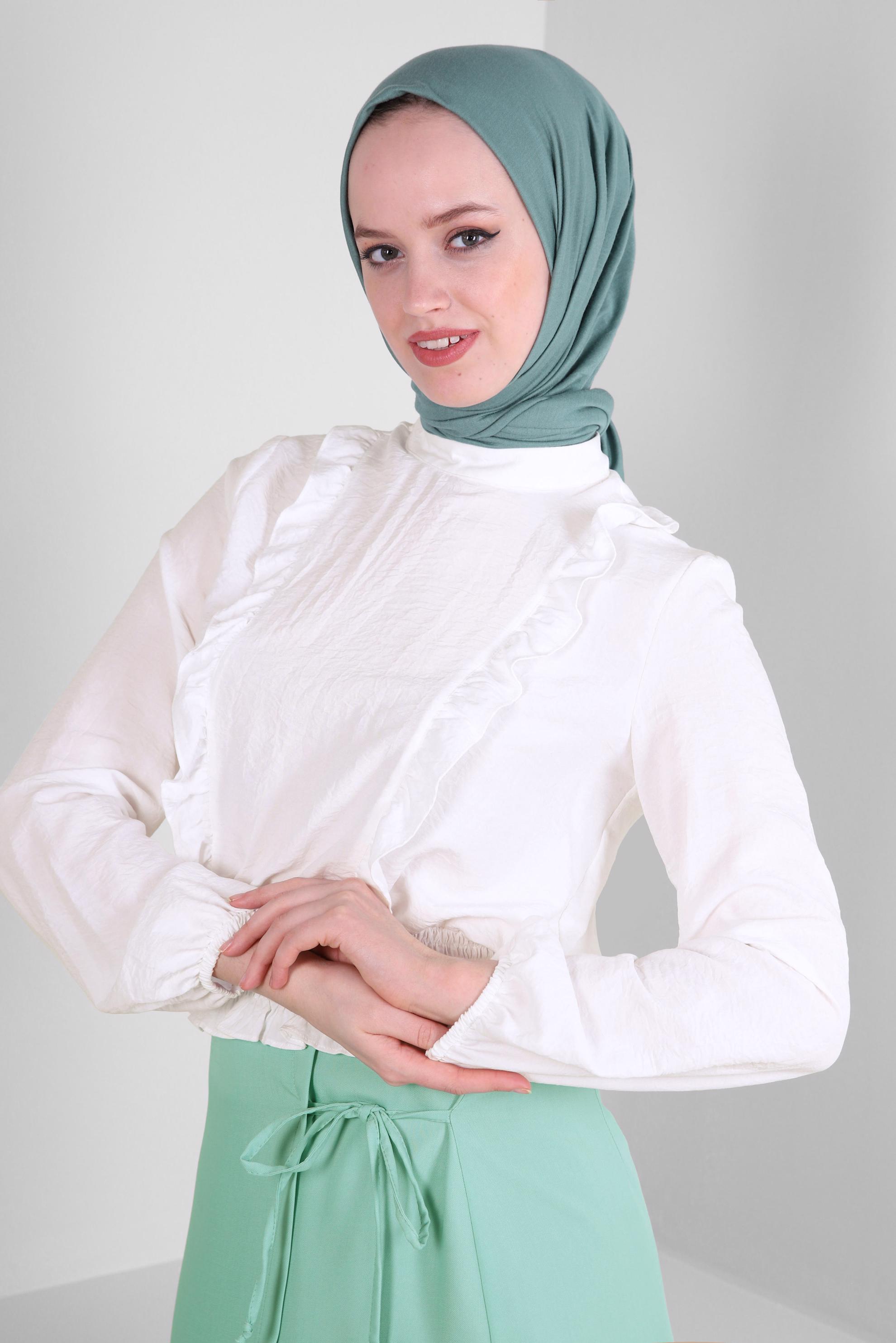 Tesettür giyim BEYAZ FIRFIR DETAYLI GİPELİ BLUZ 43551