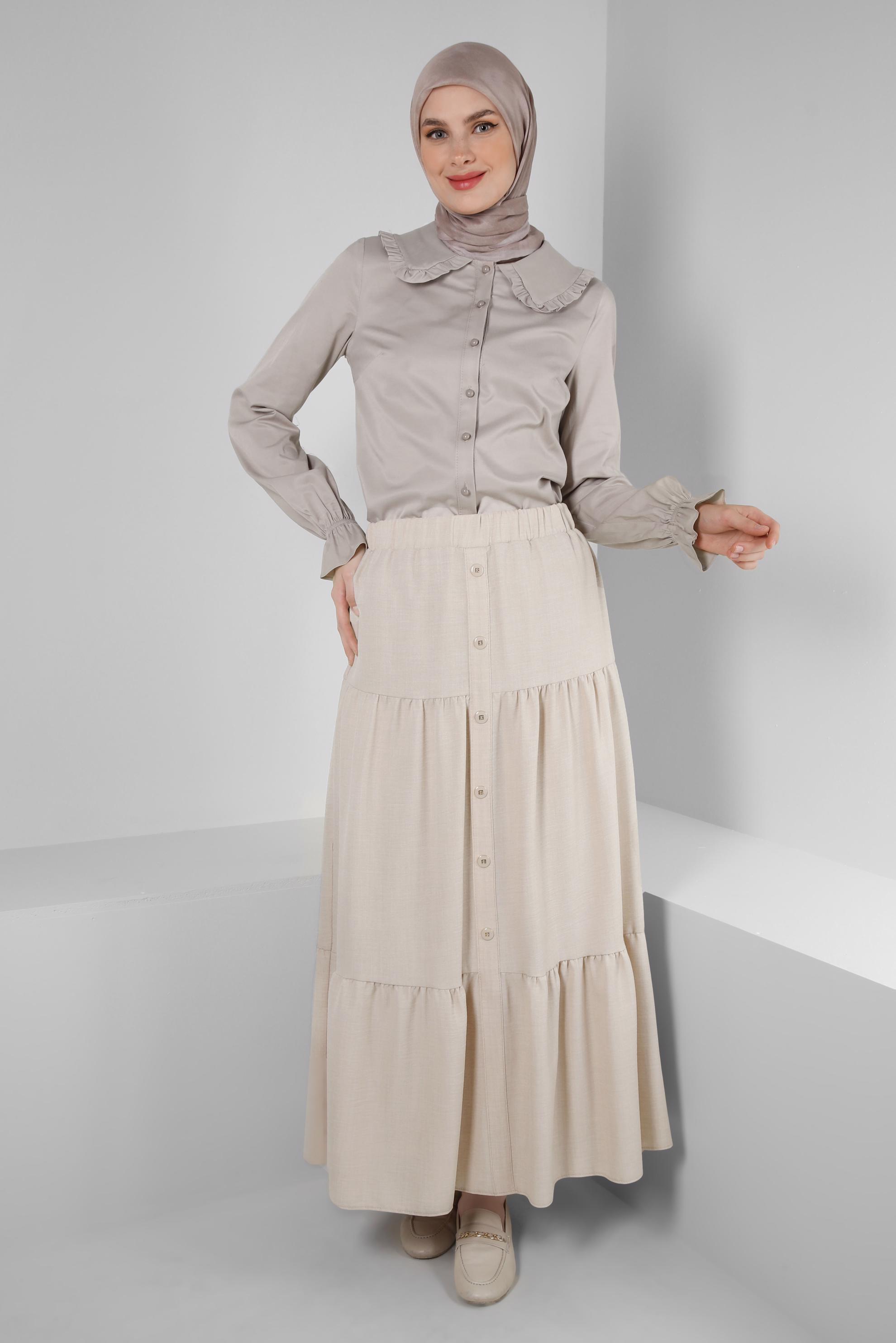 Tesettür giyim BEJ BEBE YAKA MANŞETLERİ BÜZGÜLÜ SATEN BLUZ 43568