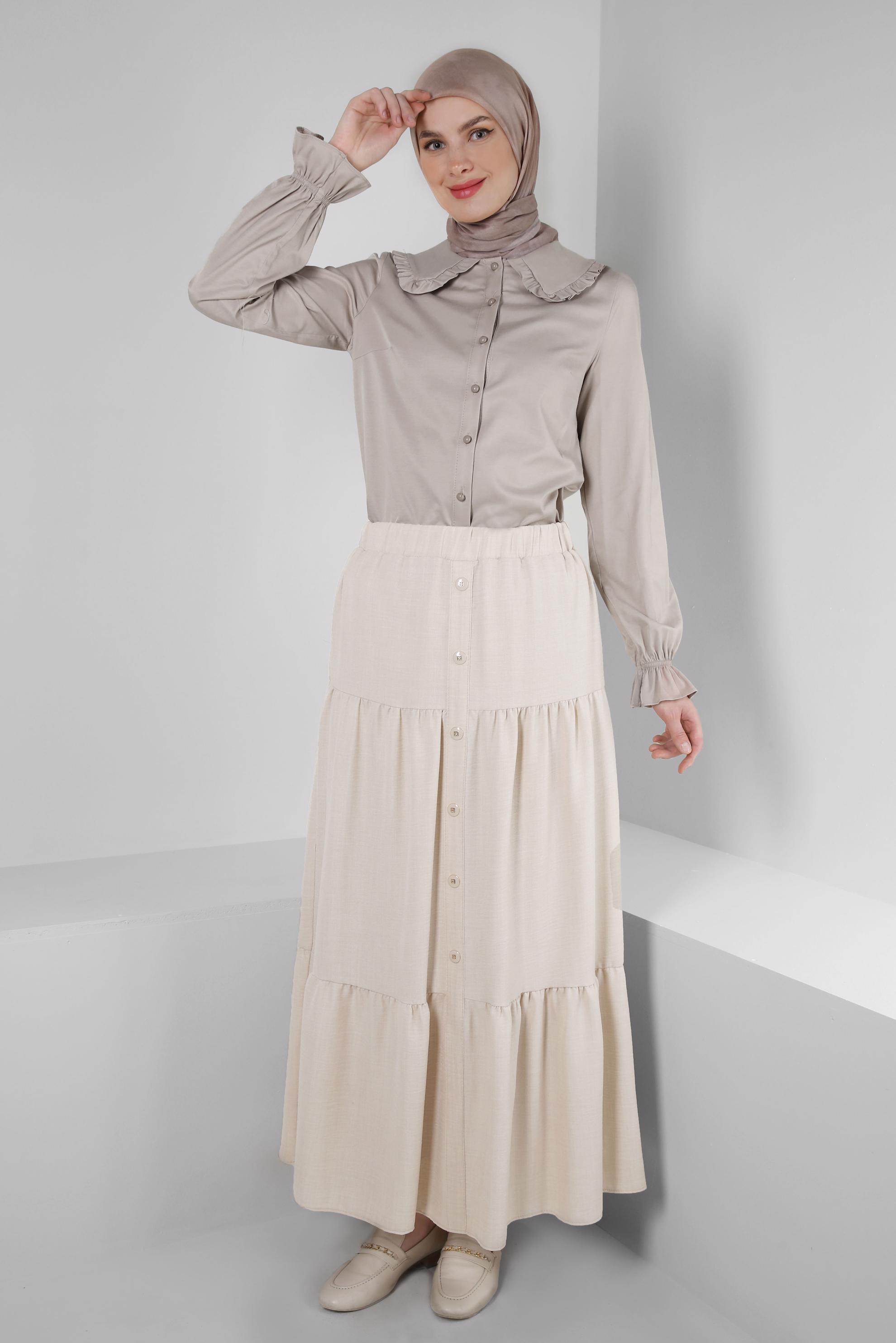 Tesettür giyim BEJ BEBE YAKA MANŞETLERİ BÜZGÜLÜ SATEN BLUZ 43568