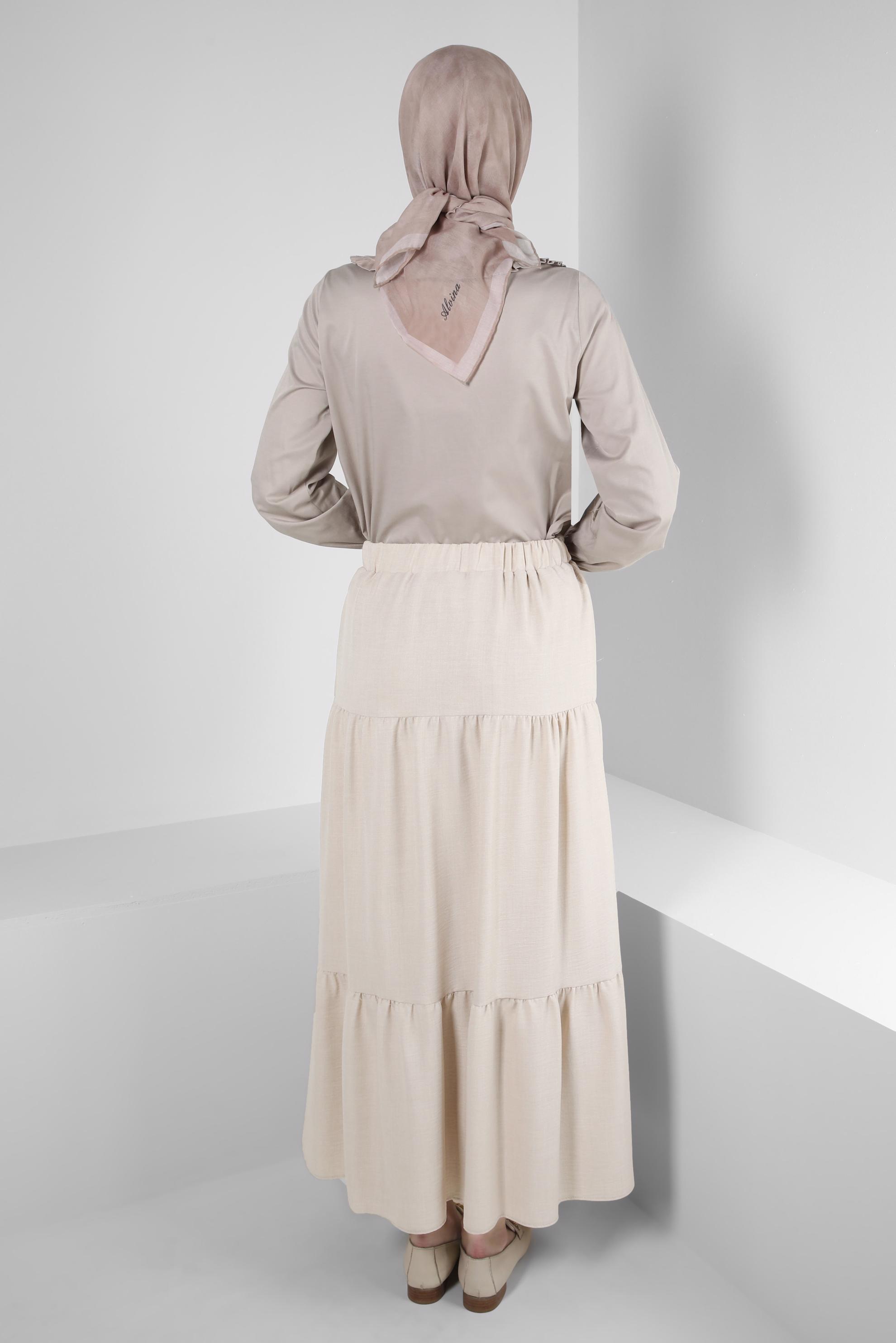 Tesettür giyim BEJ BEBE YAKA MANŞETLERİ BÜZGÜLÜ SATEN BLUZ 43568