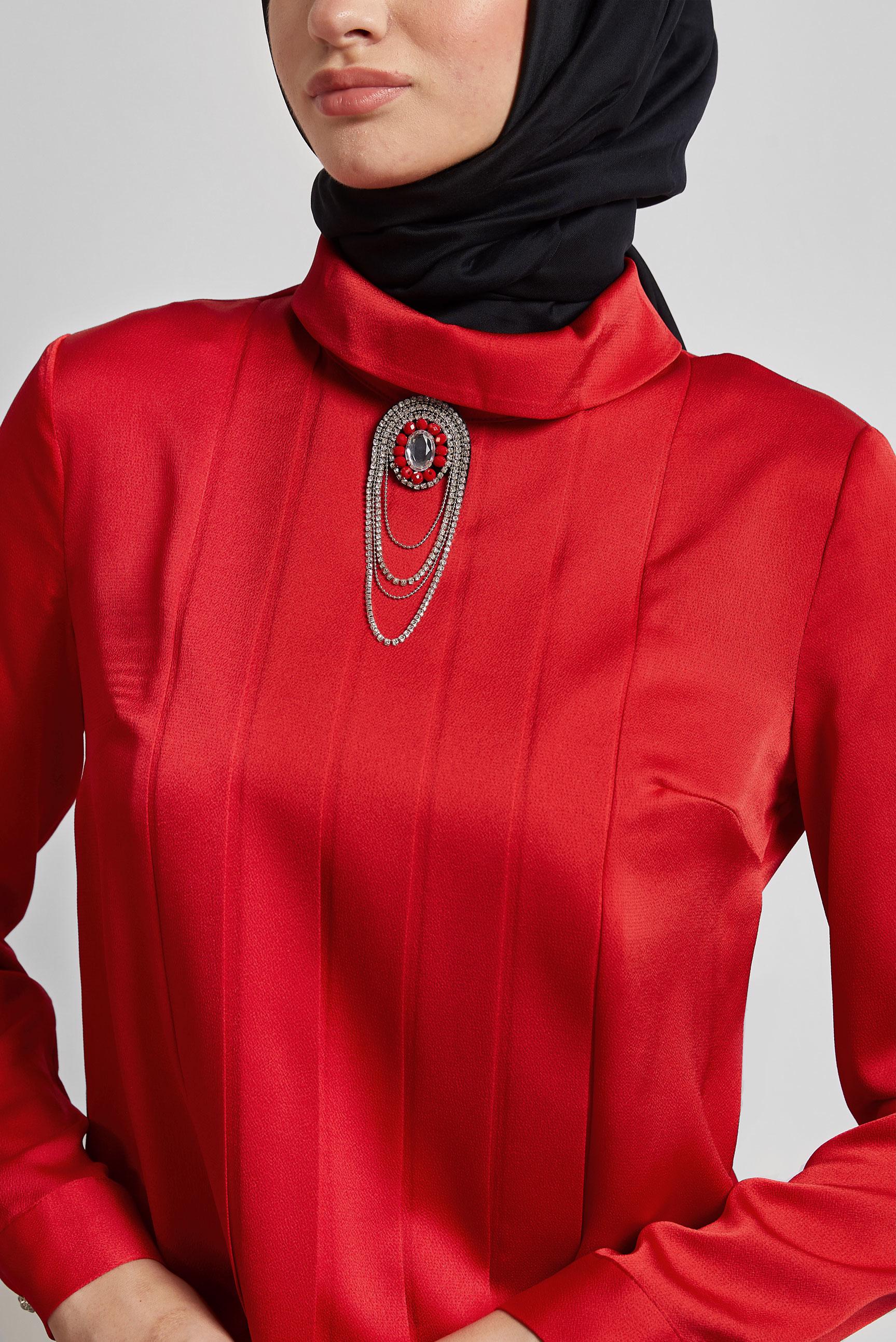 Vêtements hijab ROUGE BLOUSE EN SATIN DÉTAIL DRAPÉ AVEC ACCESSOIRE 43573