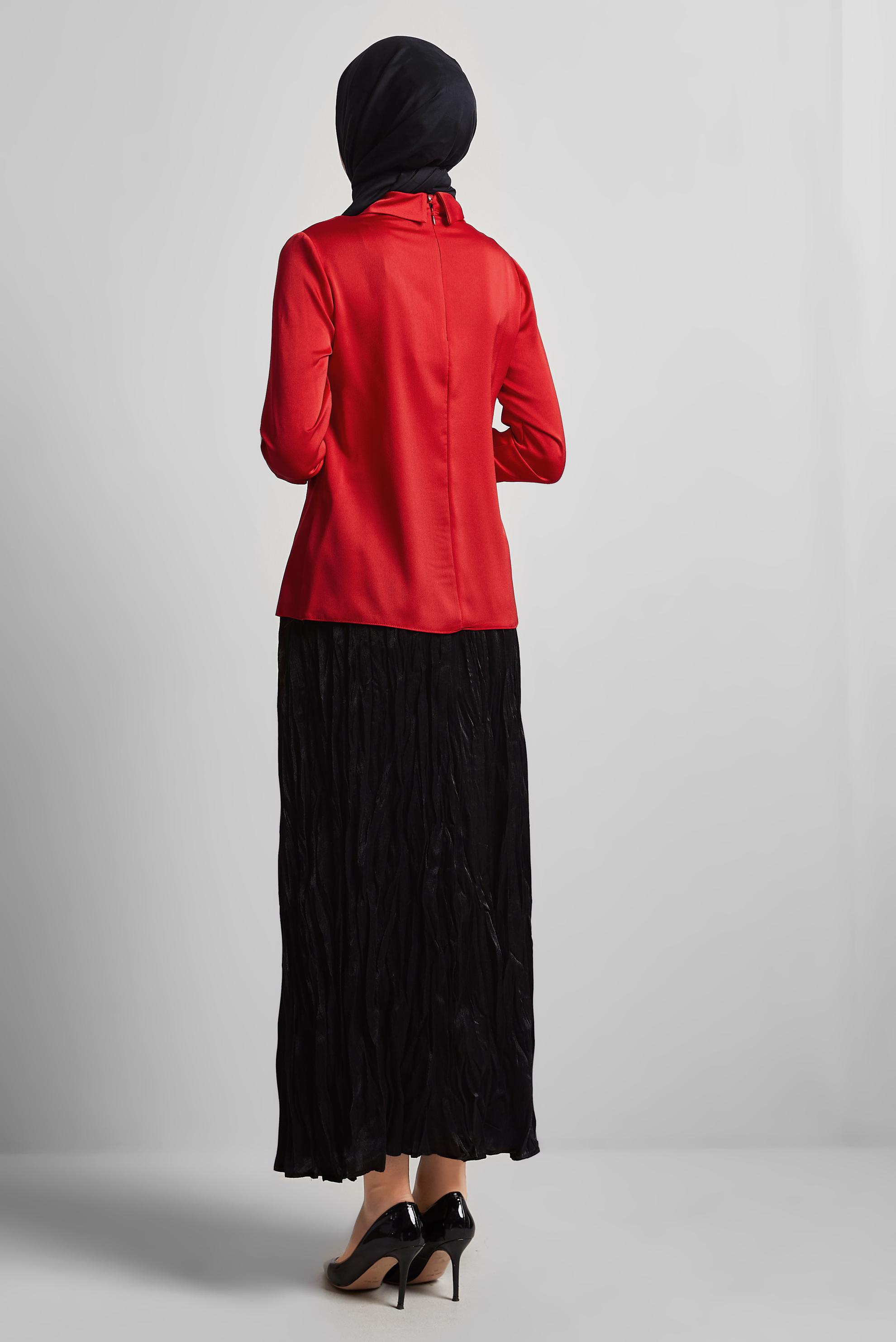 Vêtements hijab ROUGE BLOUSE EN SATIN DÉTAIL DRAPÉ AVEC ACCESSOIRE 43573