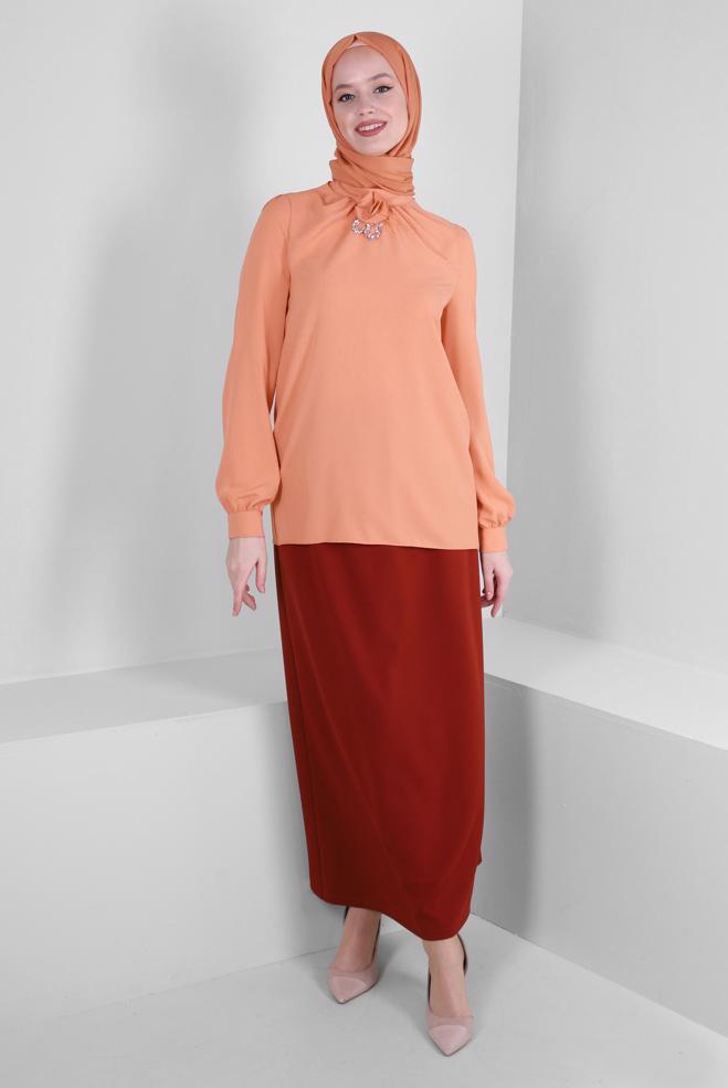 Tesettür giyim PEMBE ÇİÇEK DETAYLI TAŞLI BLUZ 43575 - ALVİNA