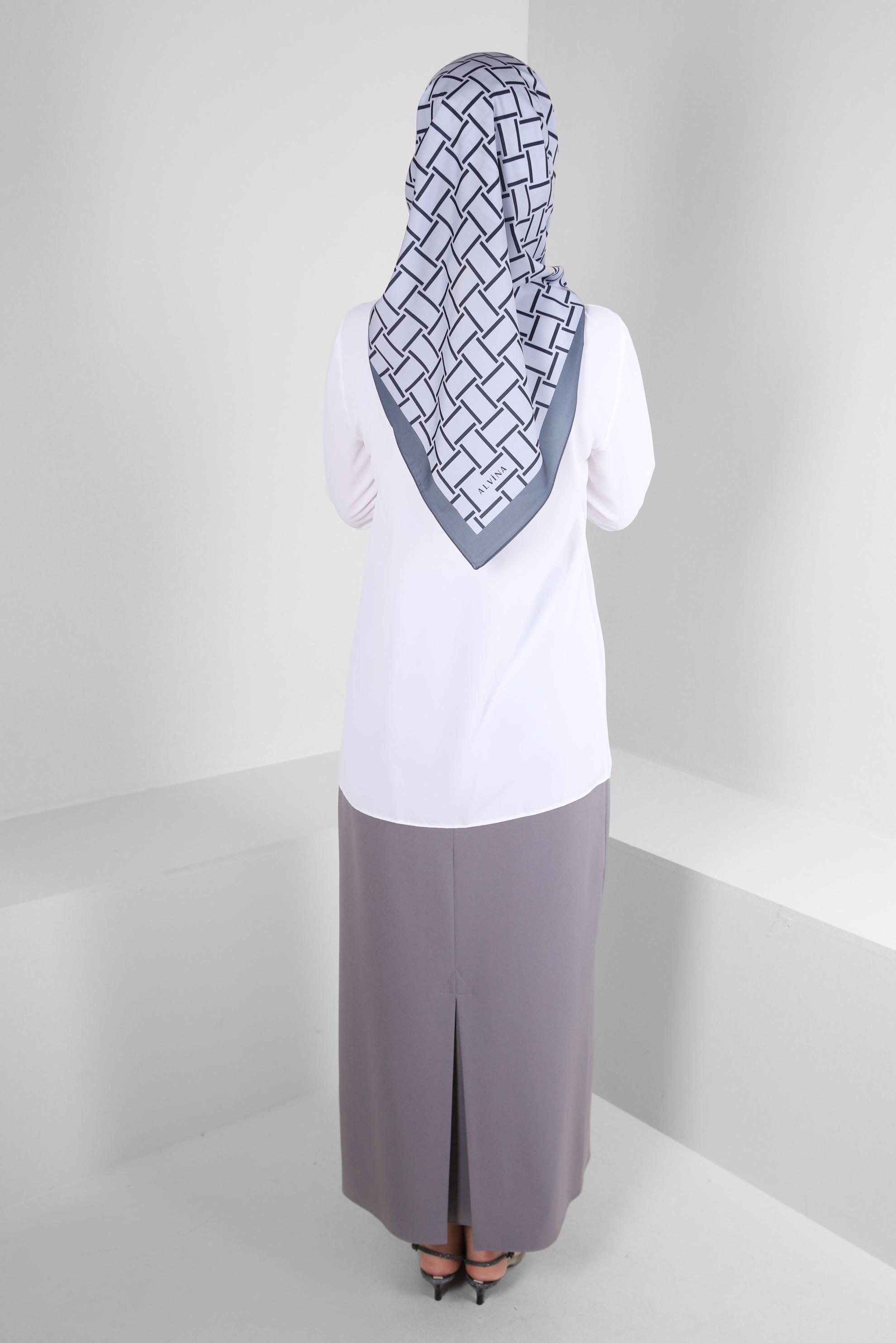 Tesettür giyim BEYAZ GÖMLEK YAKA MANŞETLERİ DÜĞMELİ BLUZ 43576