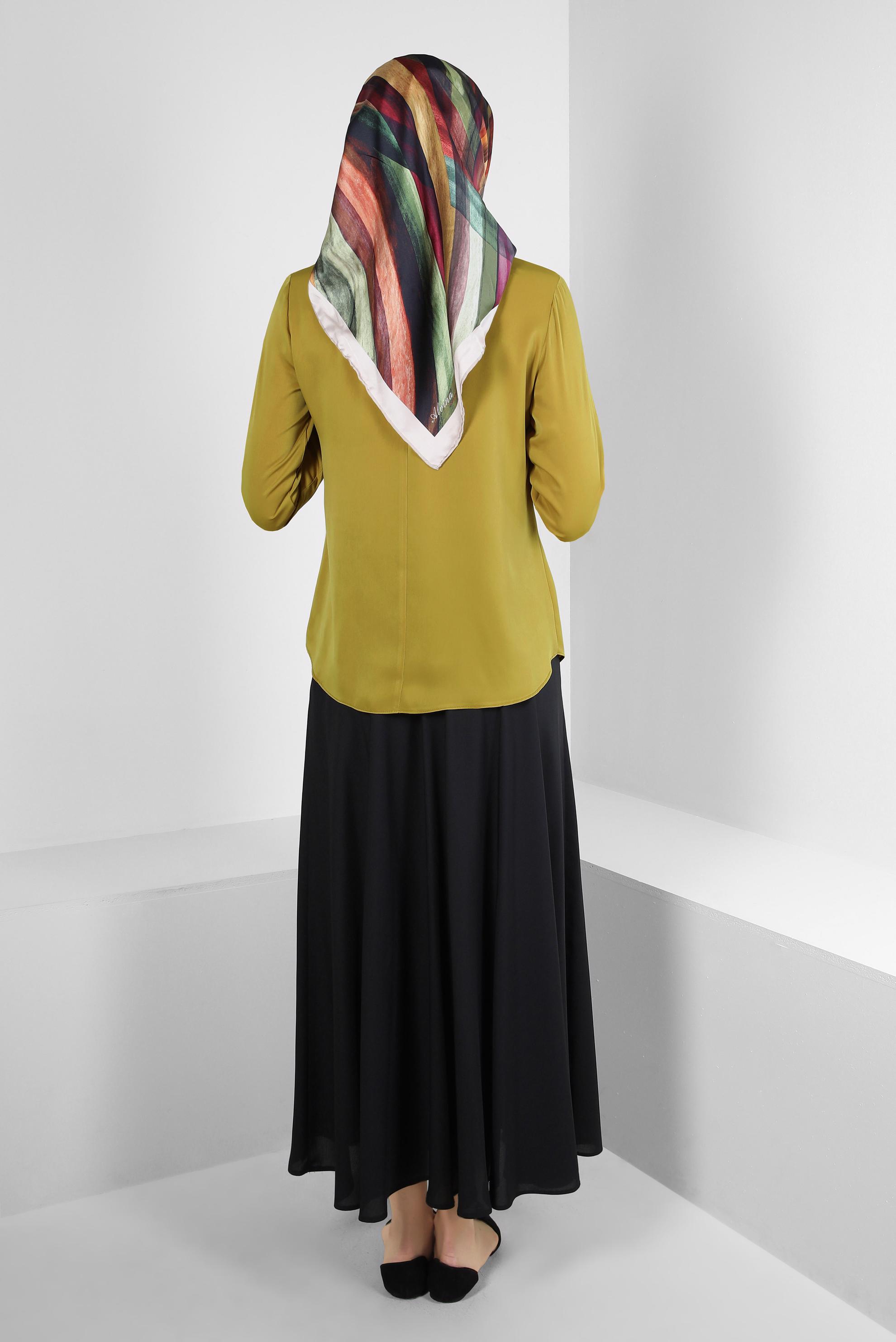 Tesettür giyim YEŞİL FULAR YAKA MANŞETLERİ DÜĞMELİ BLUZ 43670	