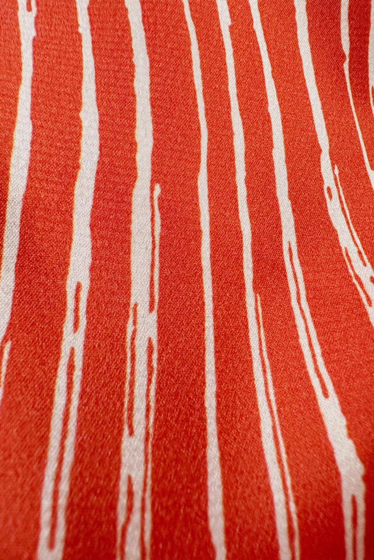 Tesettür giyim TURUNCU YAKASI BAĞLAMALI ÇİZGİLİ SATEN BLUZ 43713 